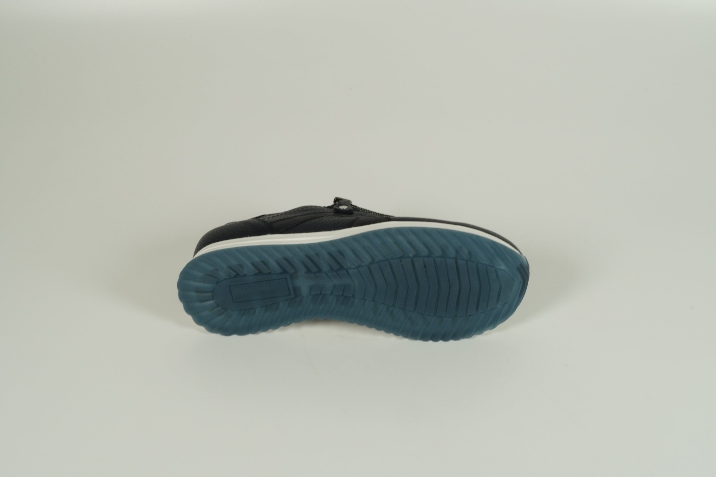 Baskets bleues