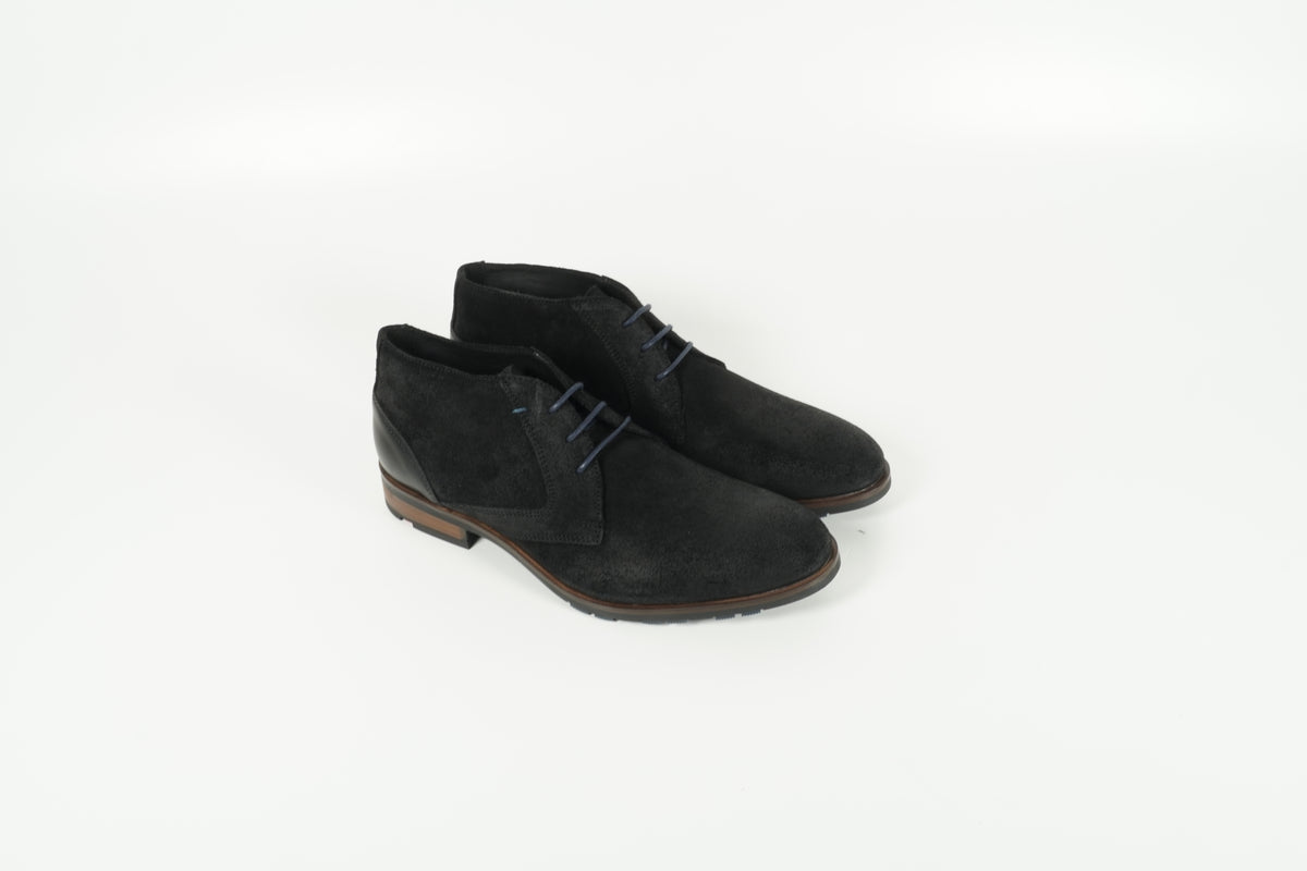 Schnürschuh Schwarz