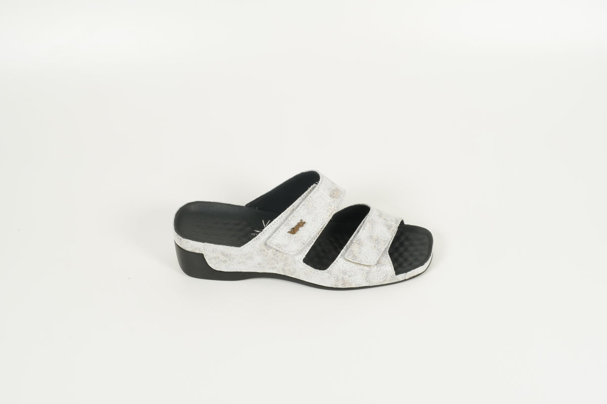 Pantoufles blanches