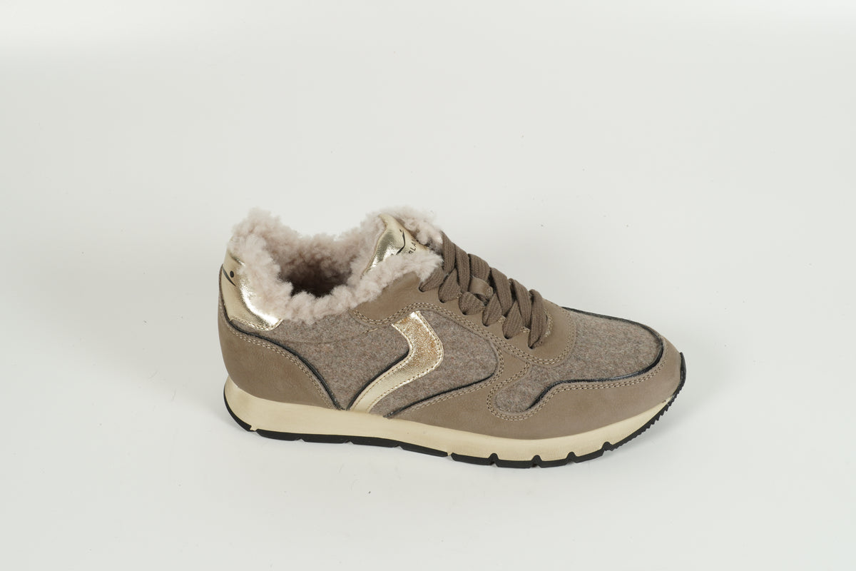 Beige Sneakers