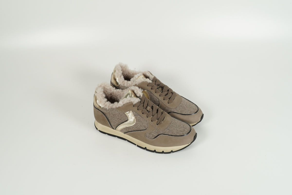 Beige Sneakers