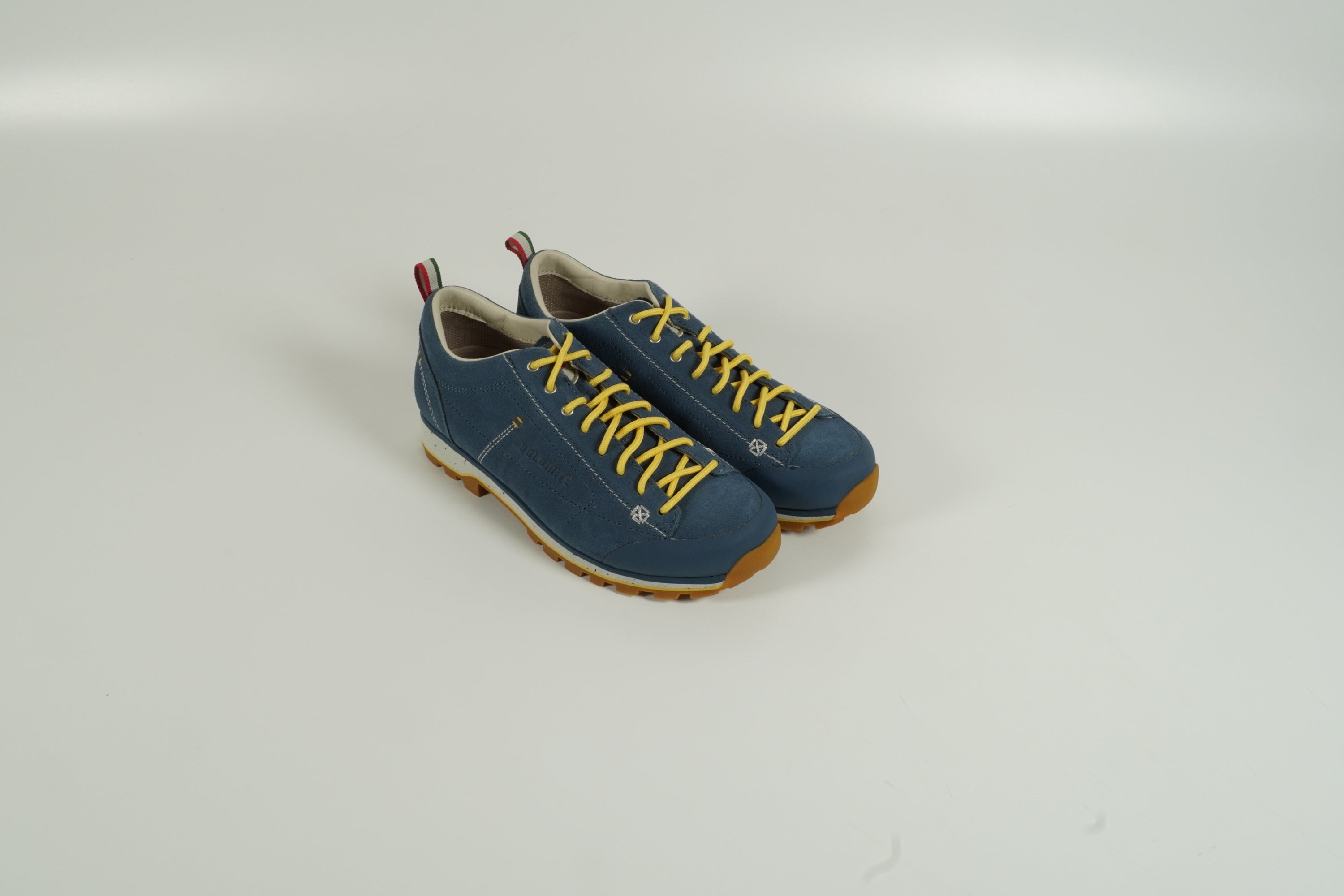 lace-up shoes for men