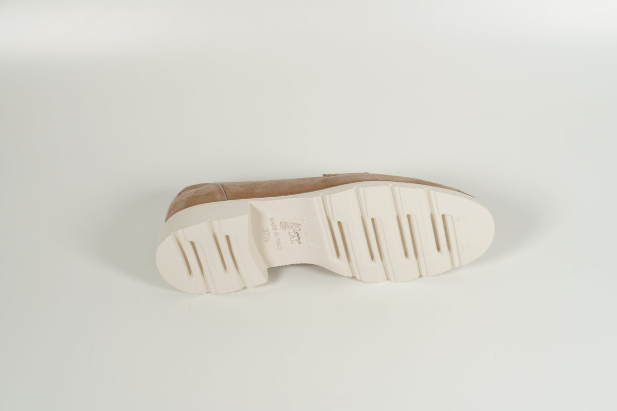 Loafers Beige