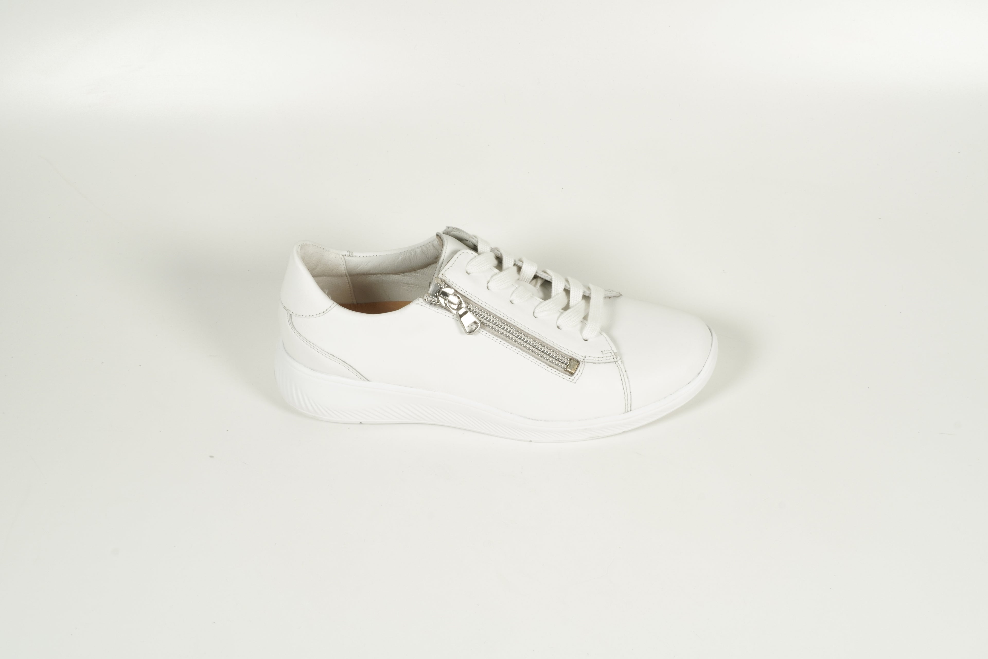 Baskets blanches