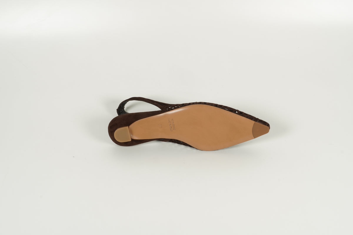 Sling brown
