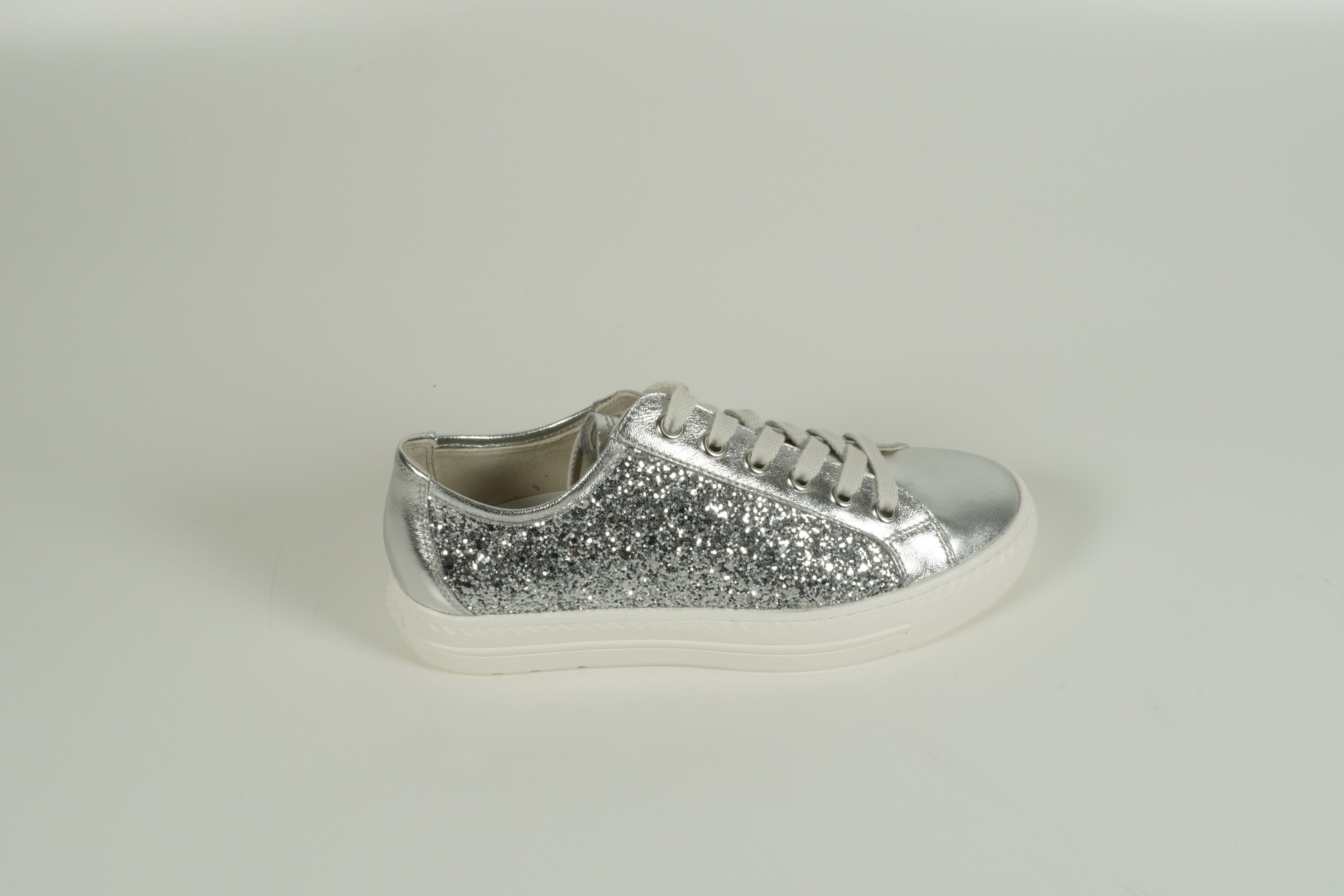 Sneaker Silber