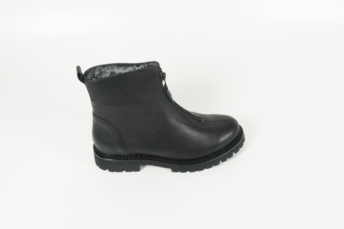 Boat Black