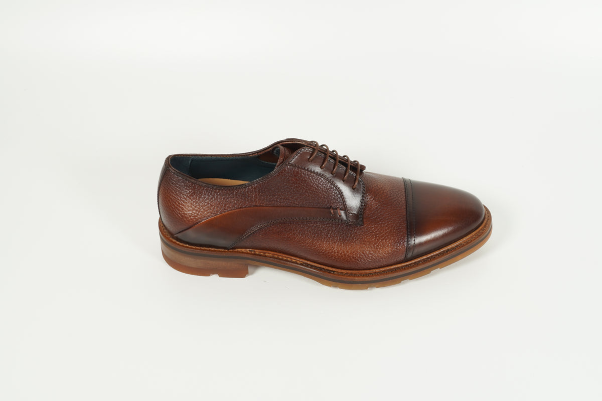 Schnürschuh Braun