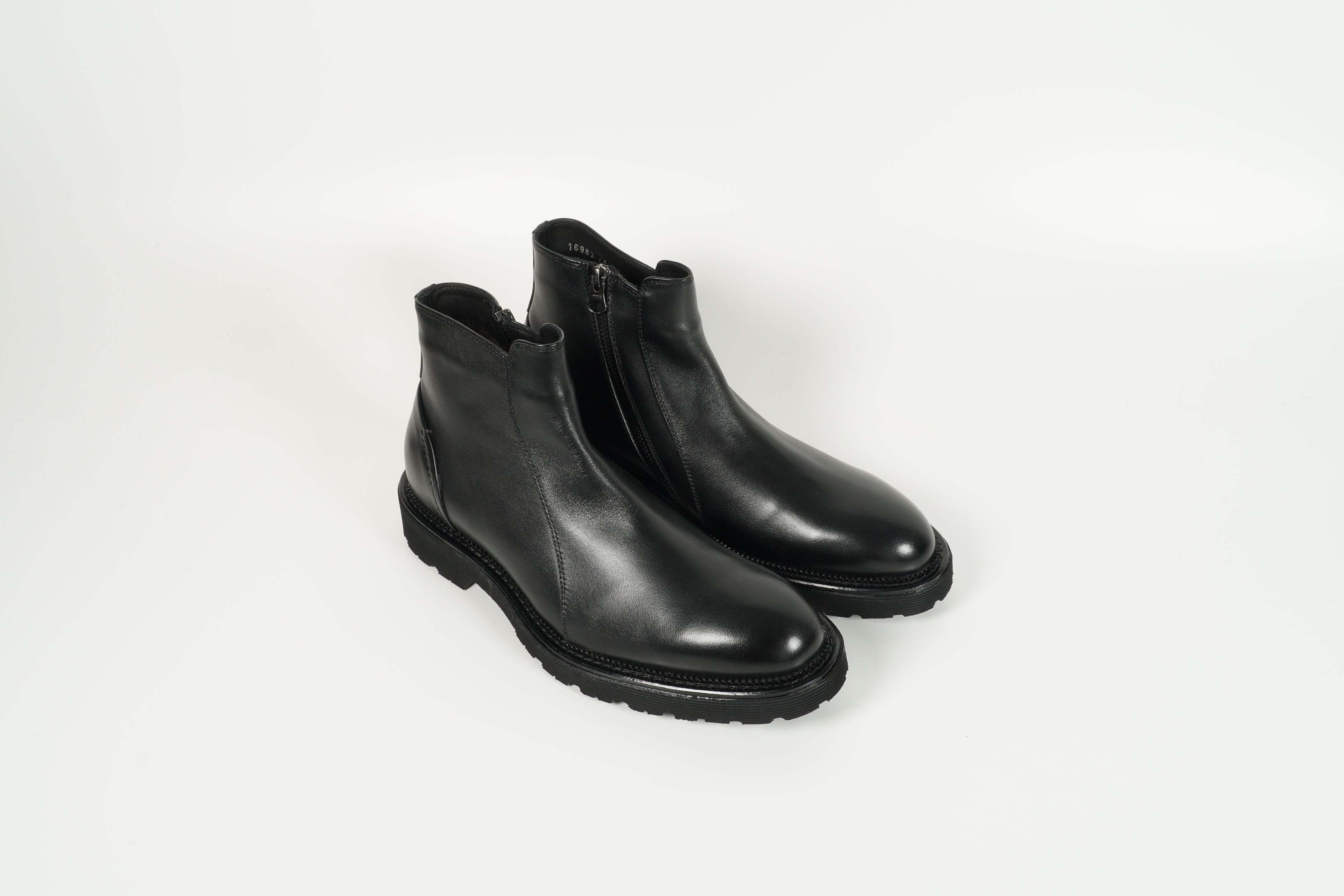 Boot Schwarz