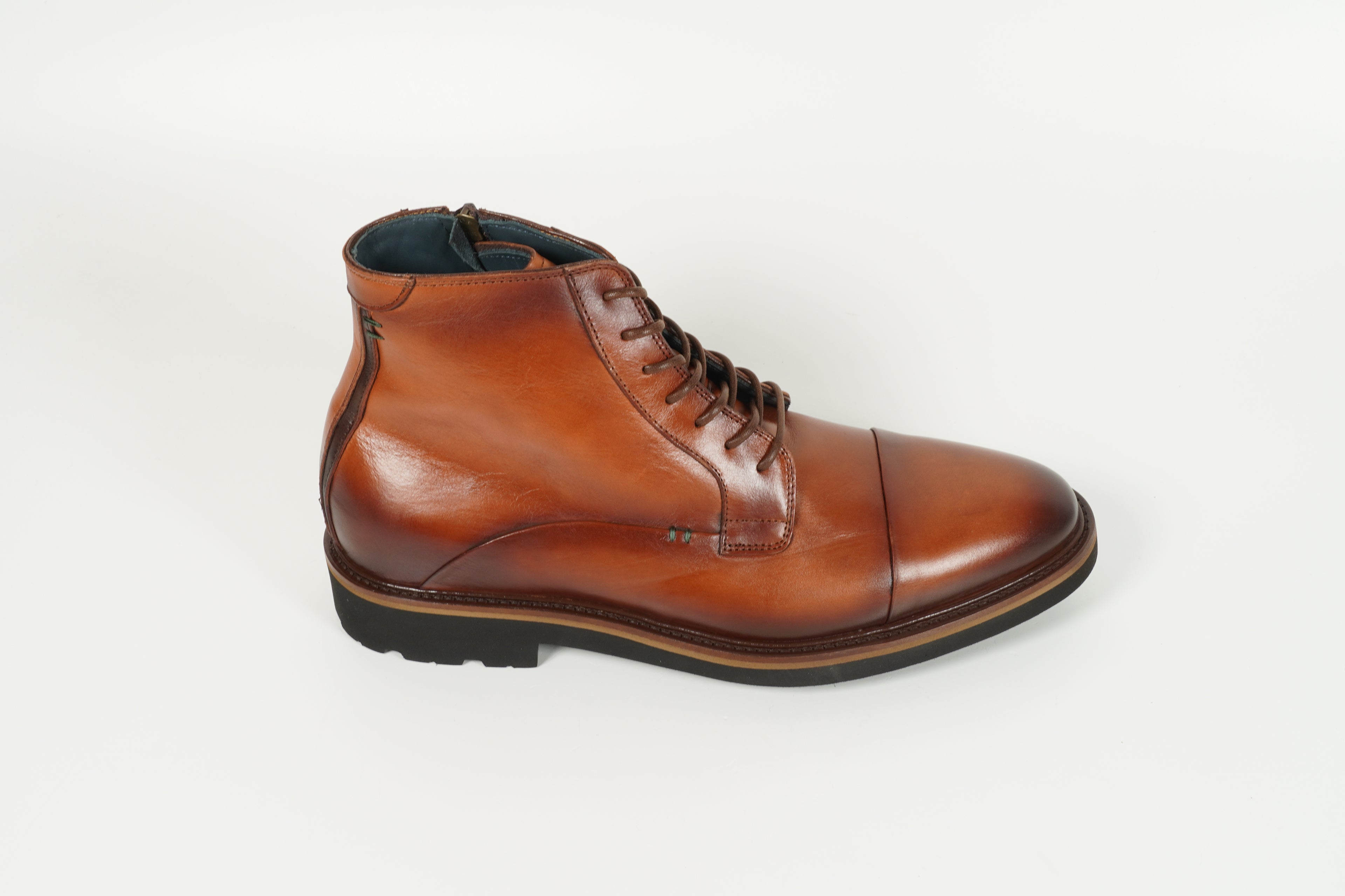 Schnürschuh Braun