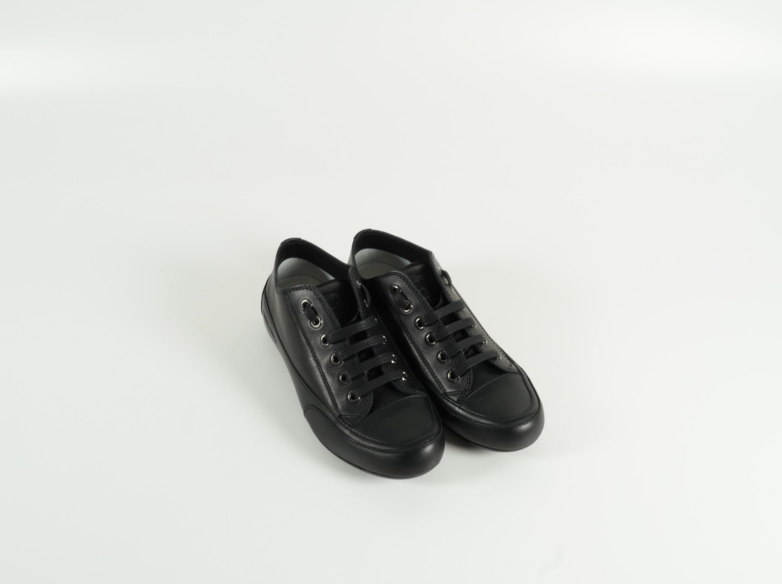 Baskets noires