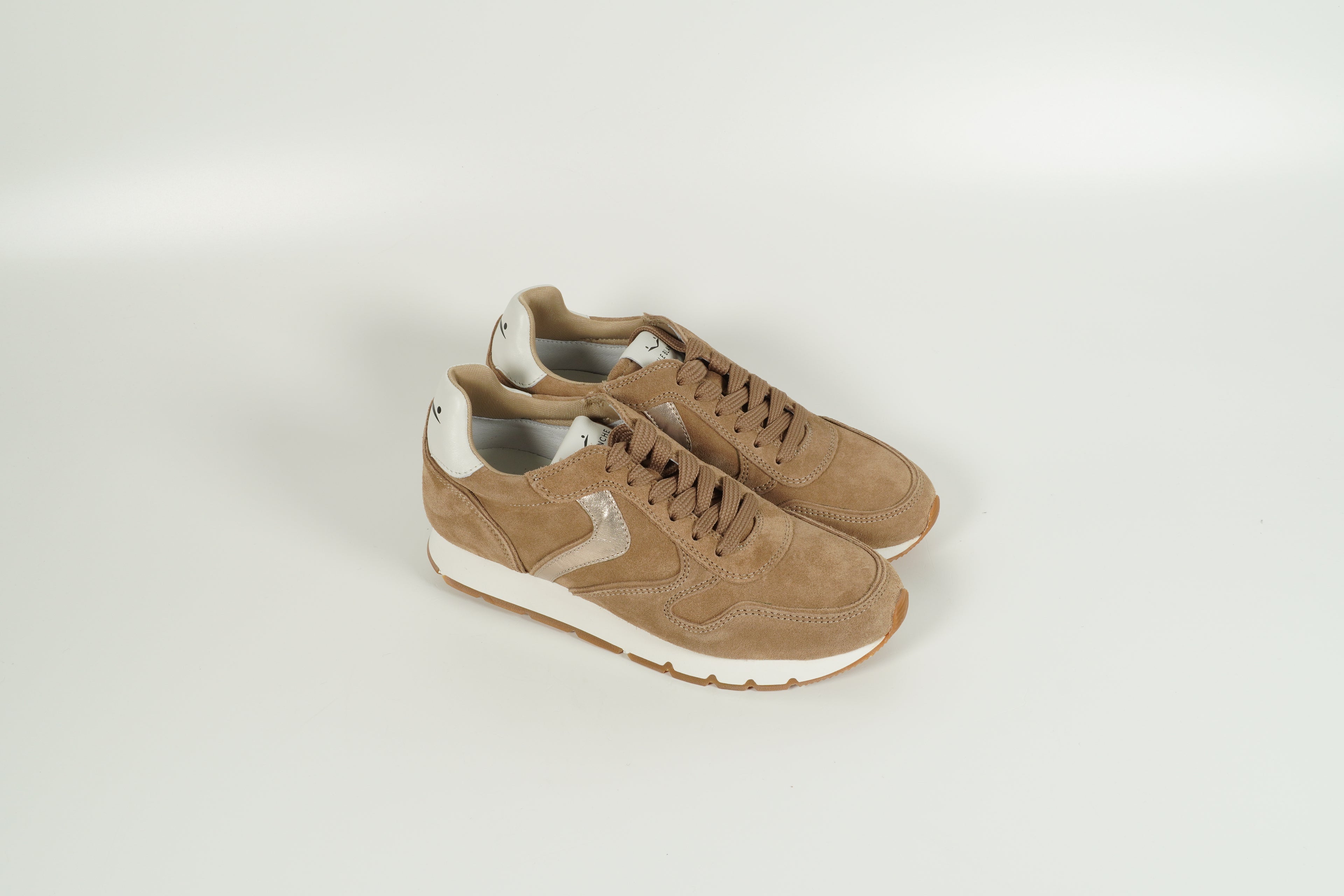 Baskets marron