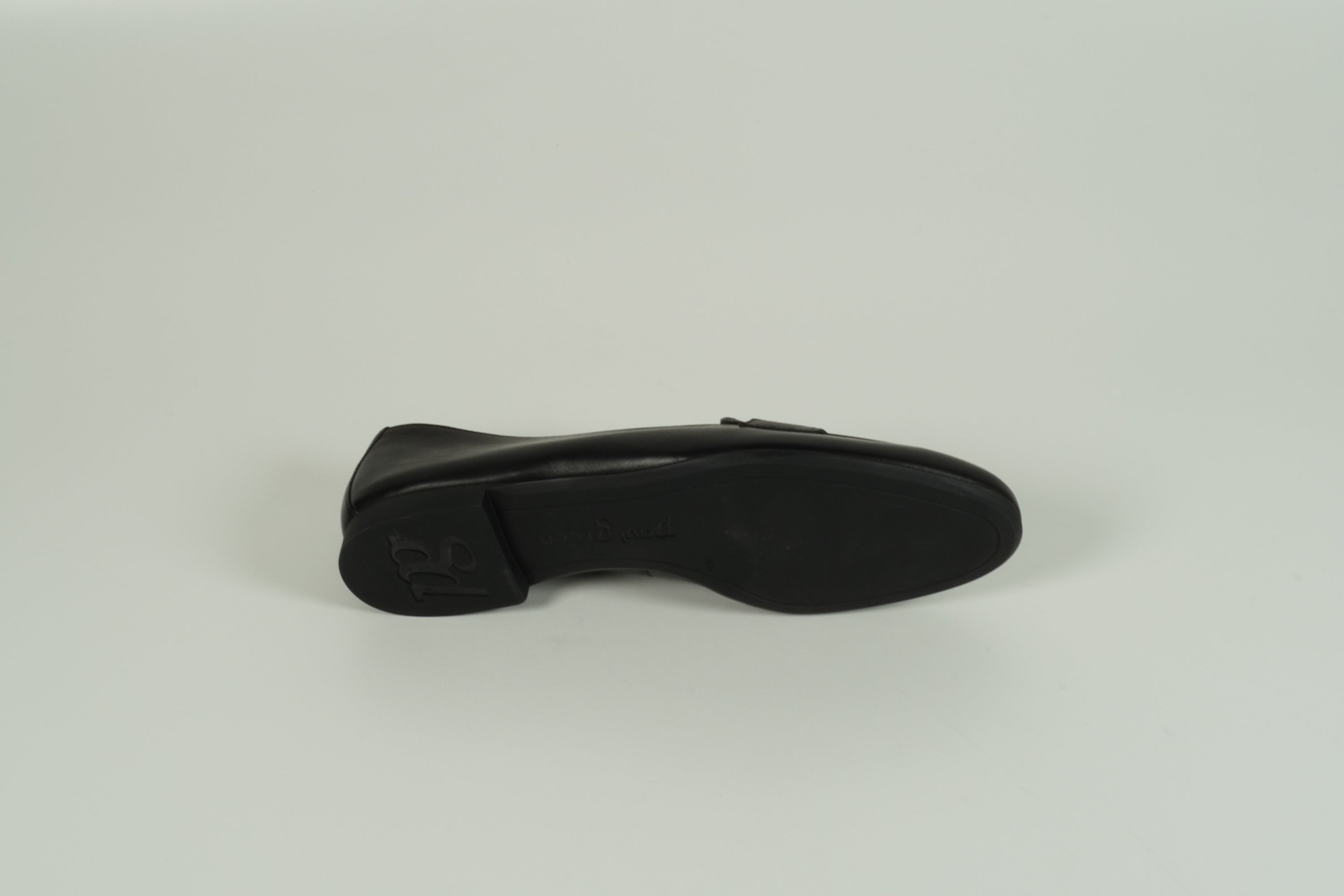 Moccasin Black