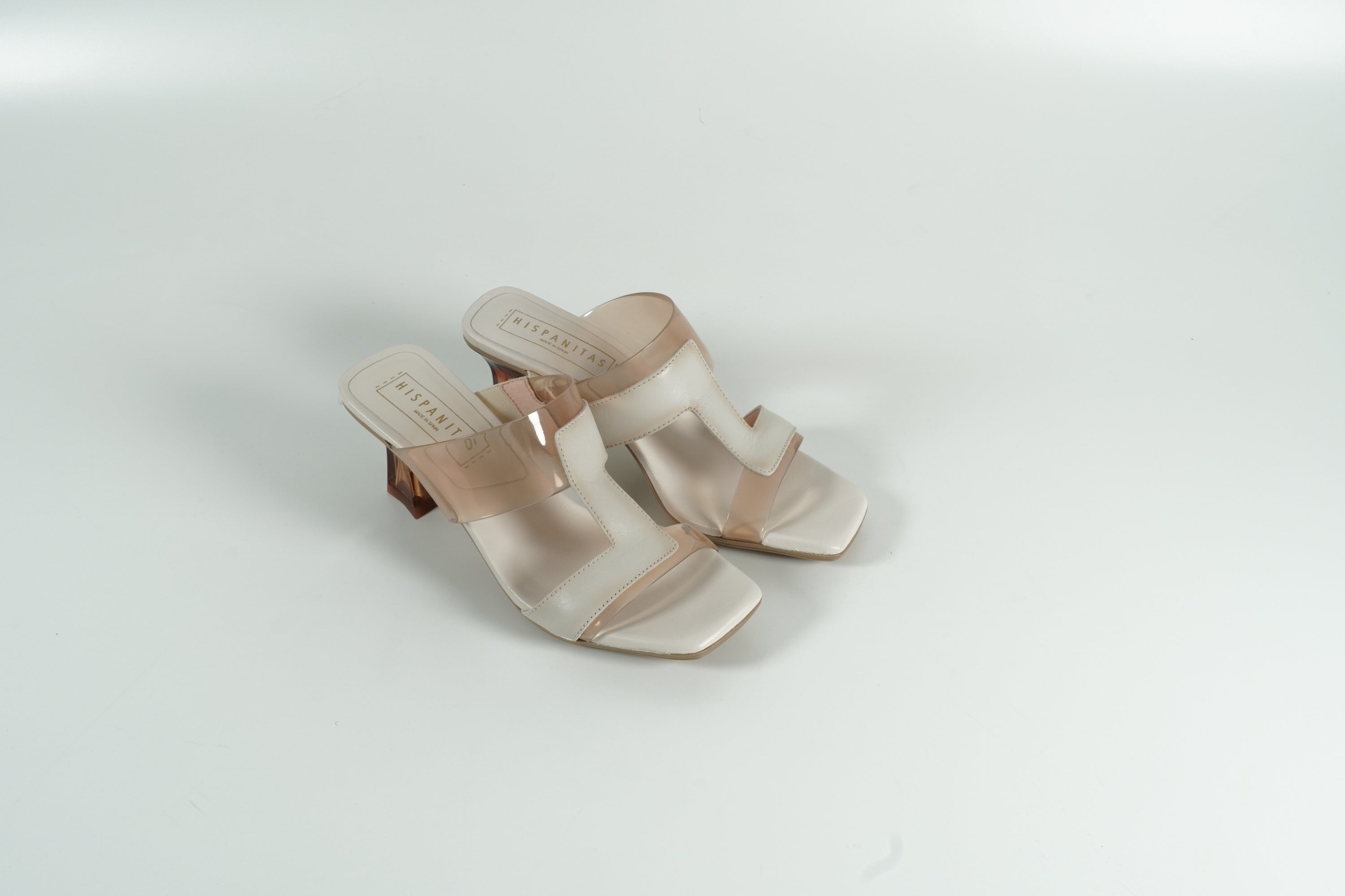Pumps Off White