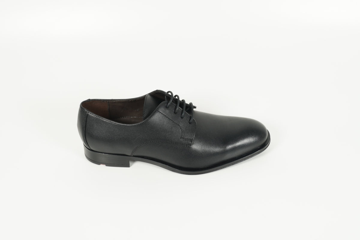 Schnürschuh Schwarz