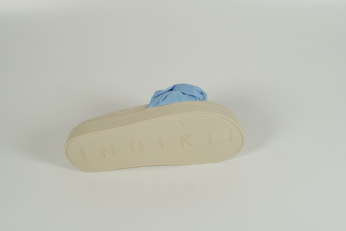 Sandale bleu clair
