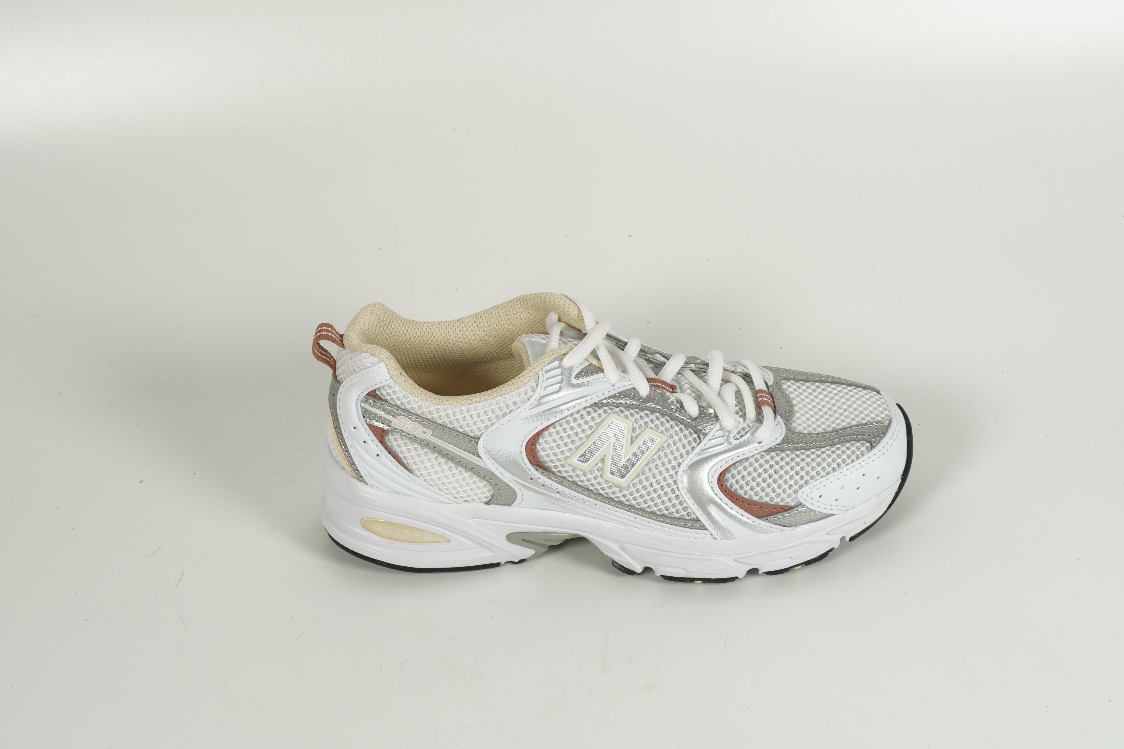 Sneaker 530 Weiss