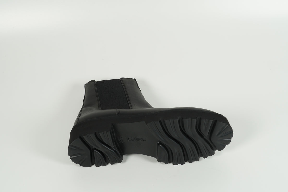 Chelsea Black