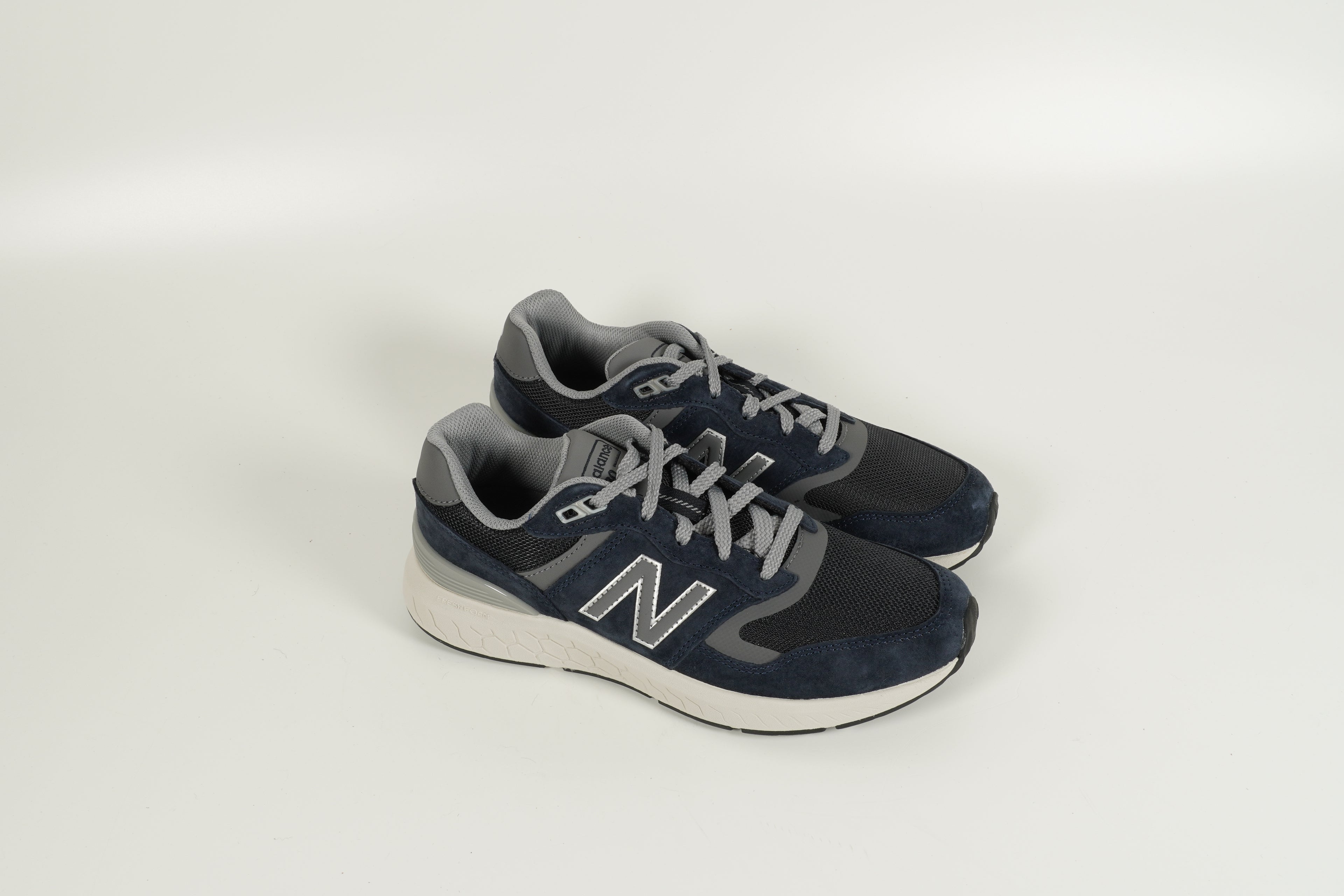 Sneaker 880 Blau