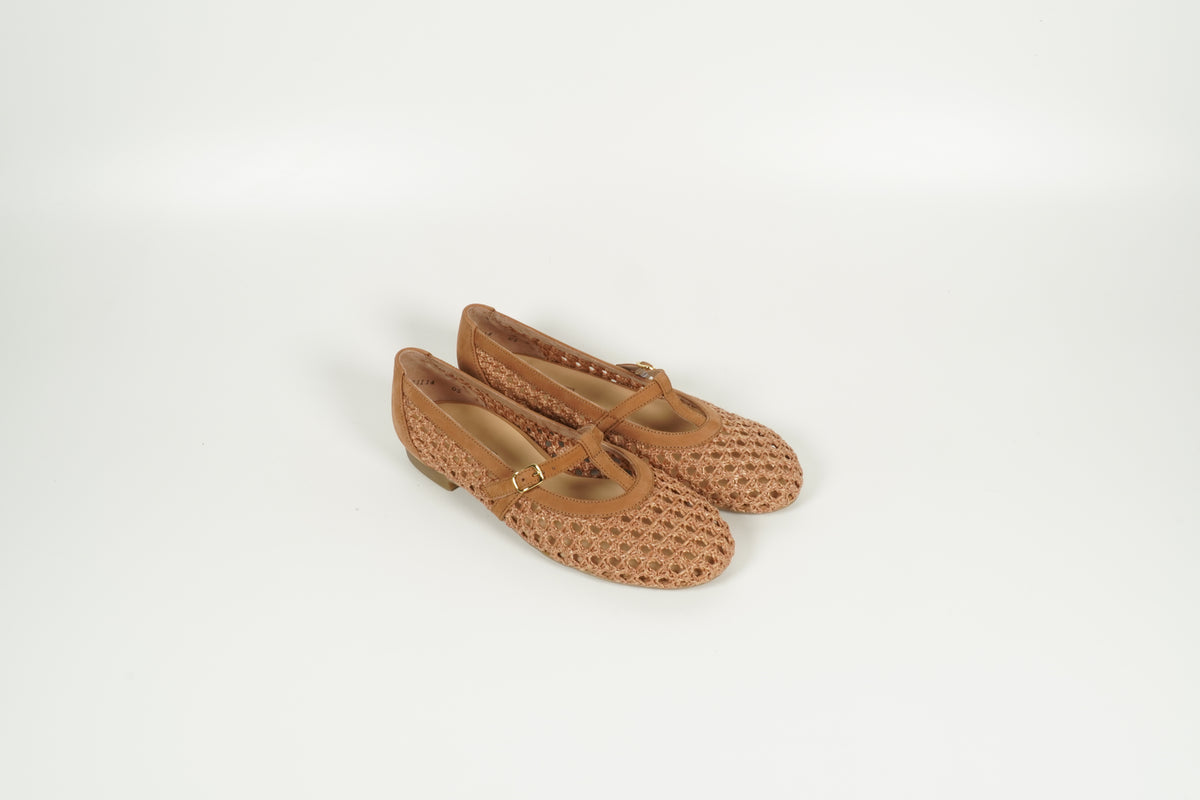 Ballerina Brown