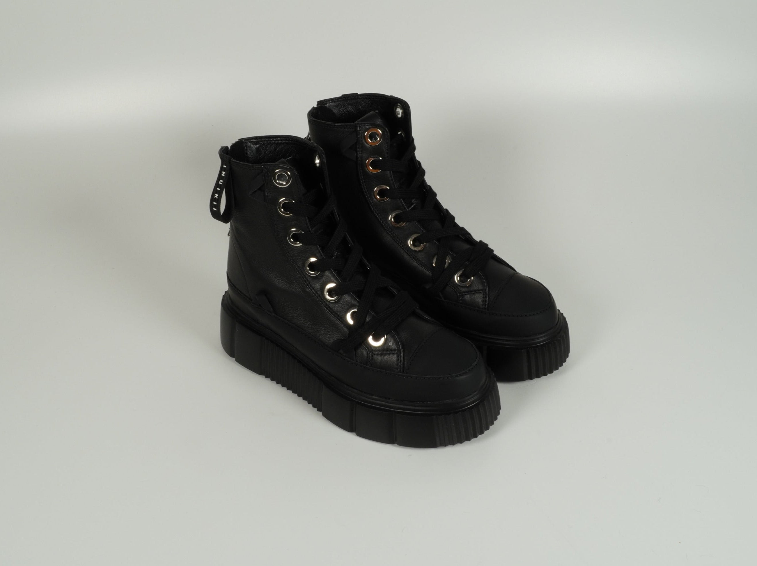 Boot Schwarz