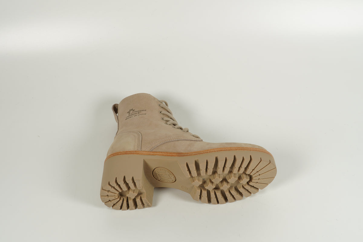 Bateau beige