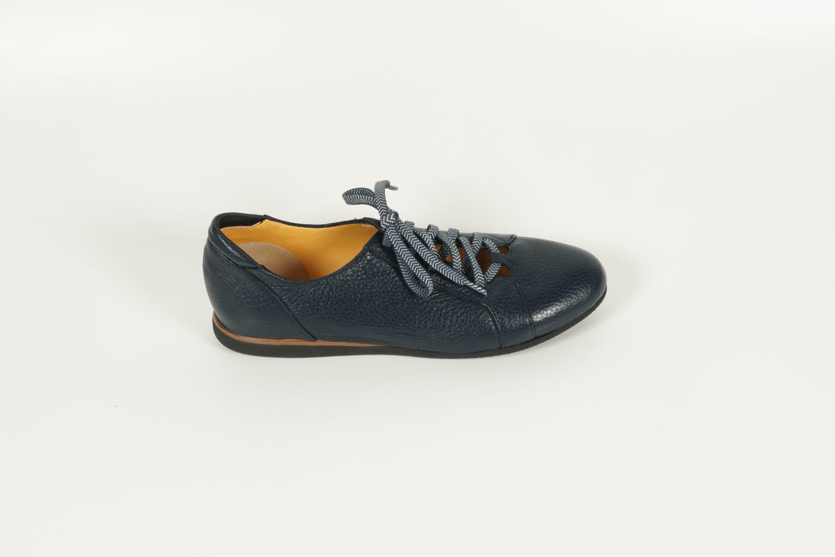 Sneaker Blau