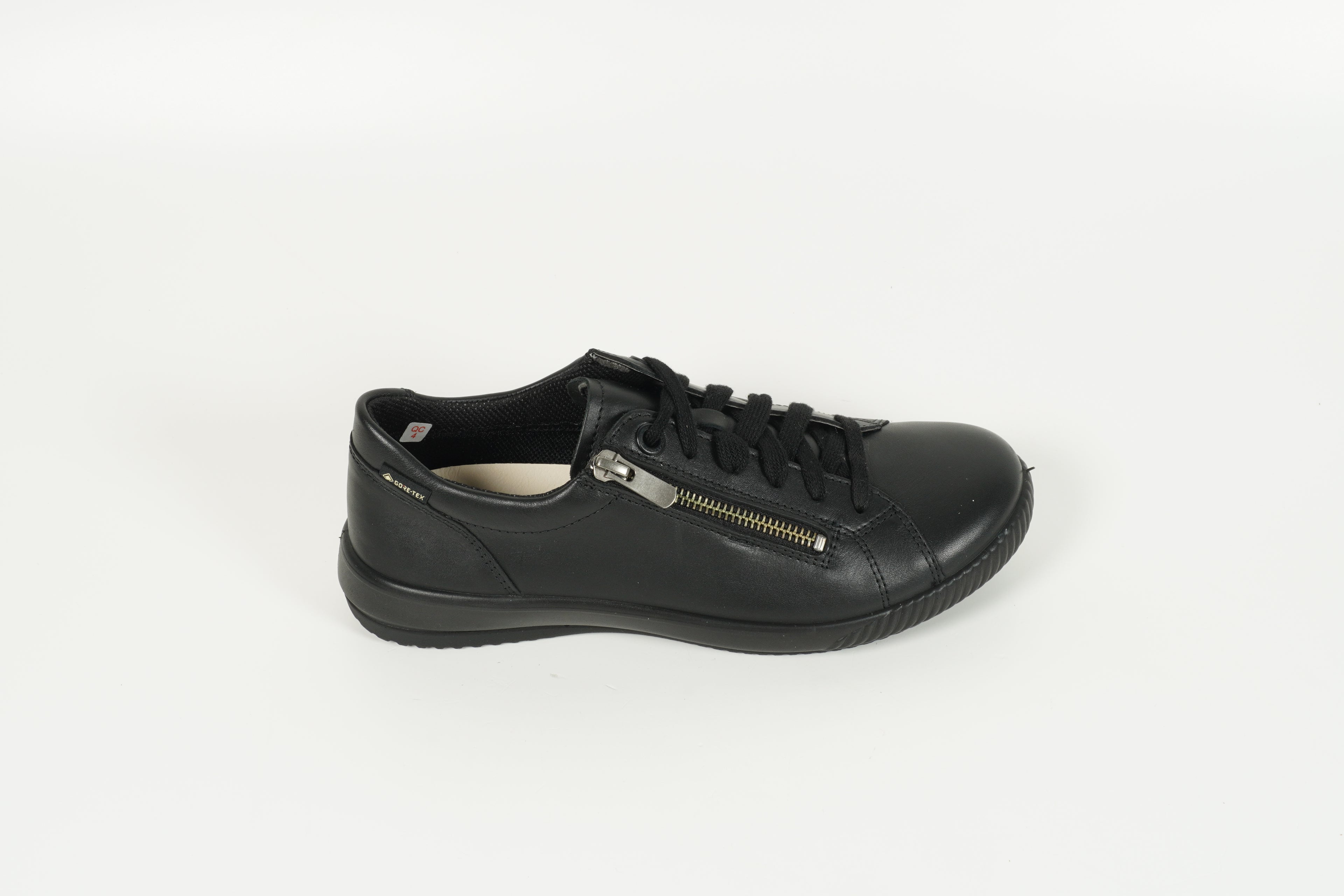 2-000219-0200 Cuir nappa noir