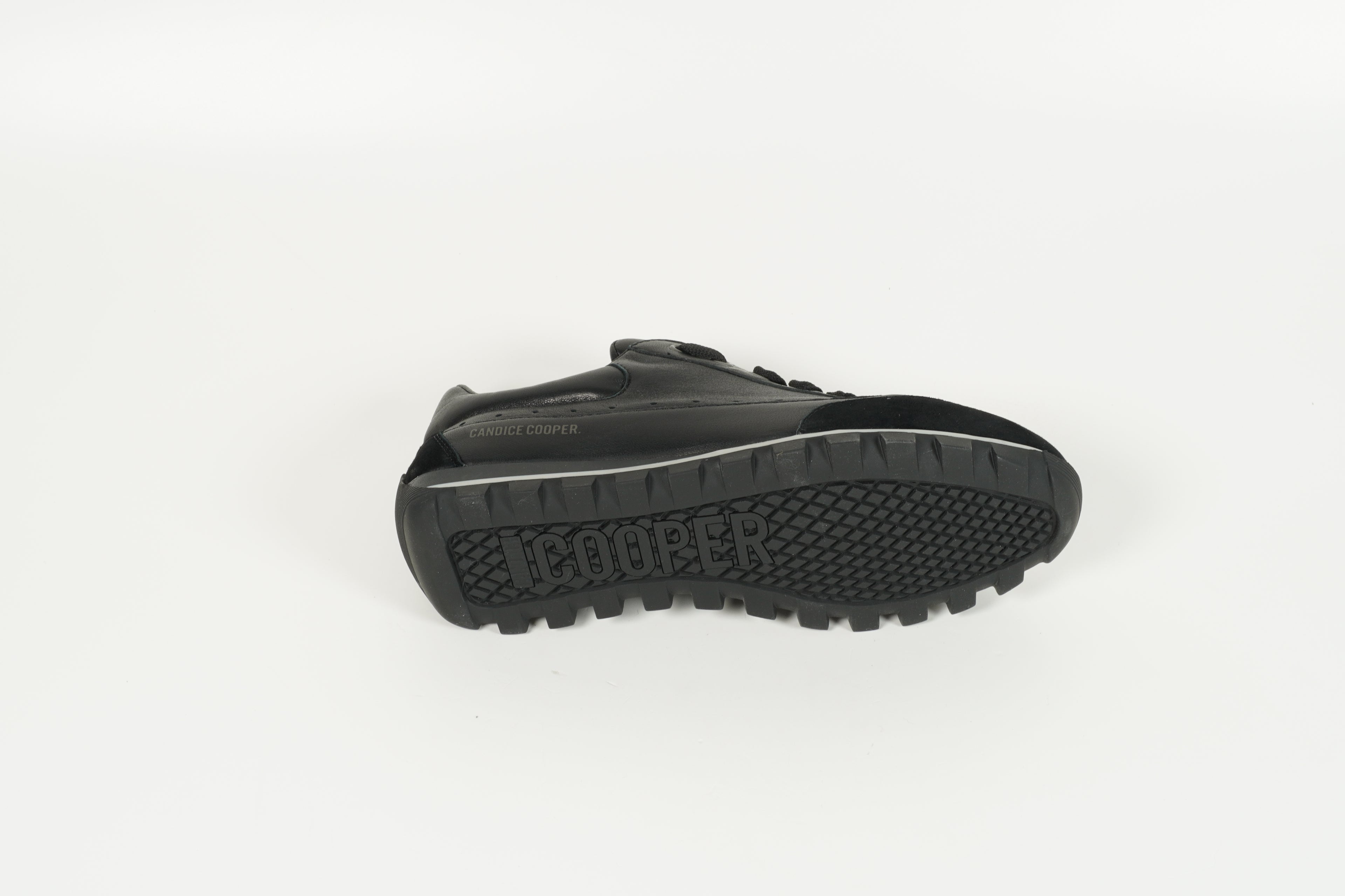 Baskets noires