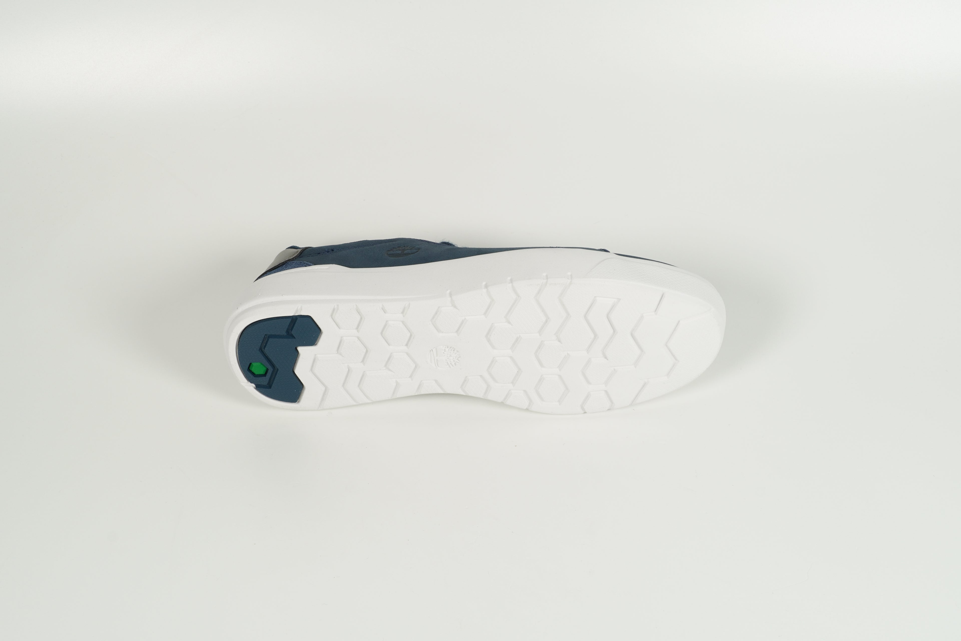 Baskets bleues