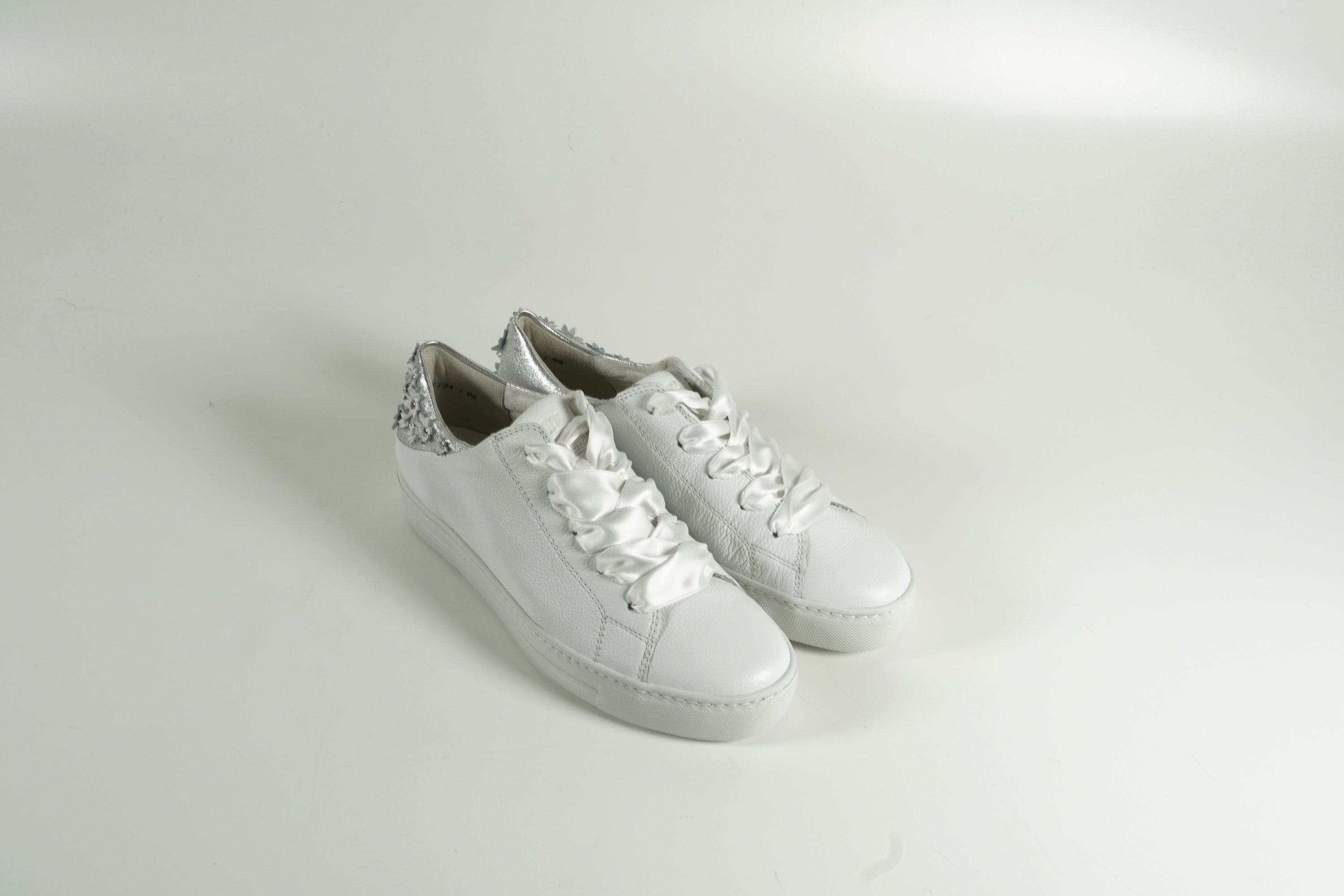 Baskets blanches