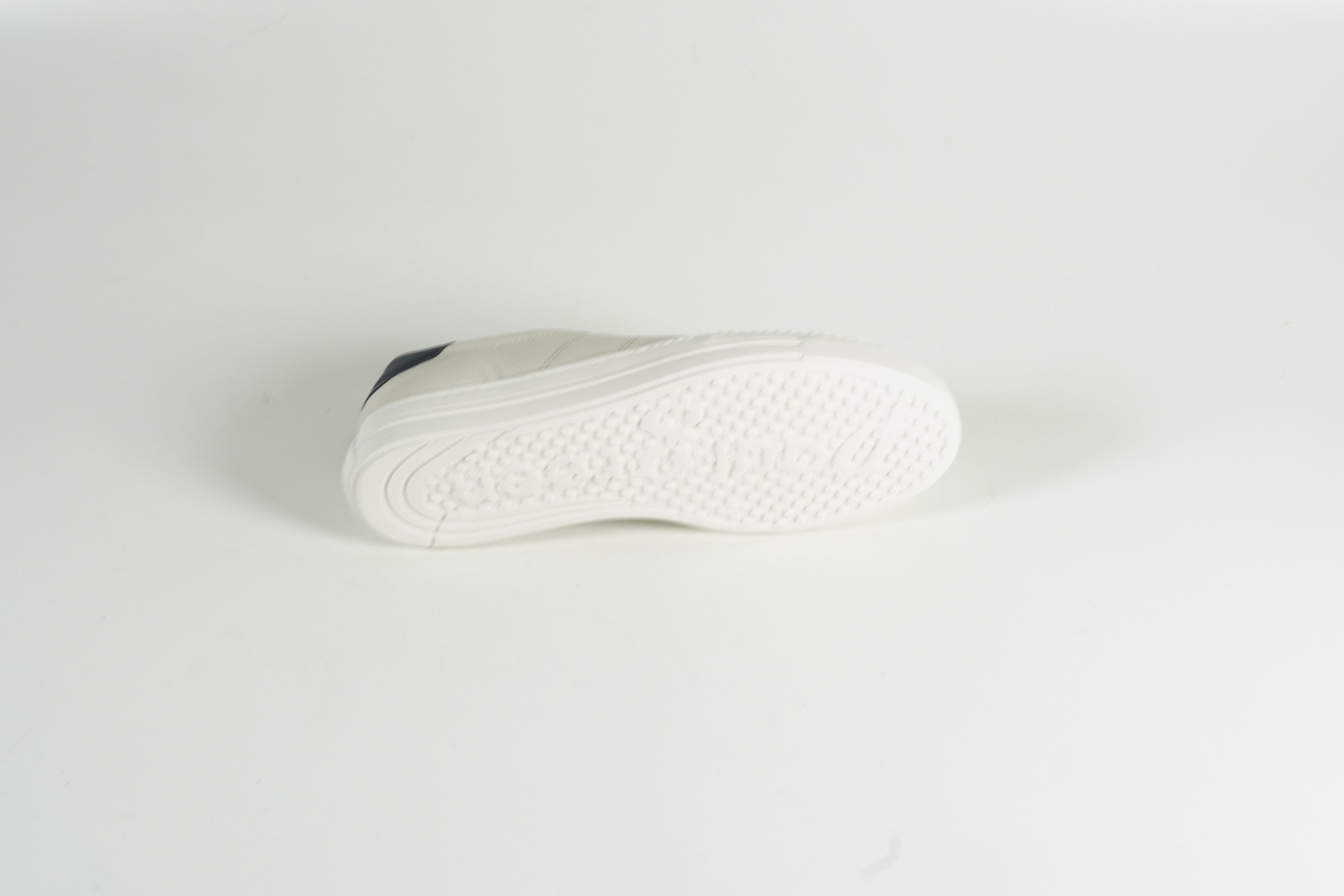 Baskets ivoire