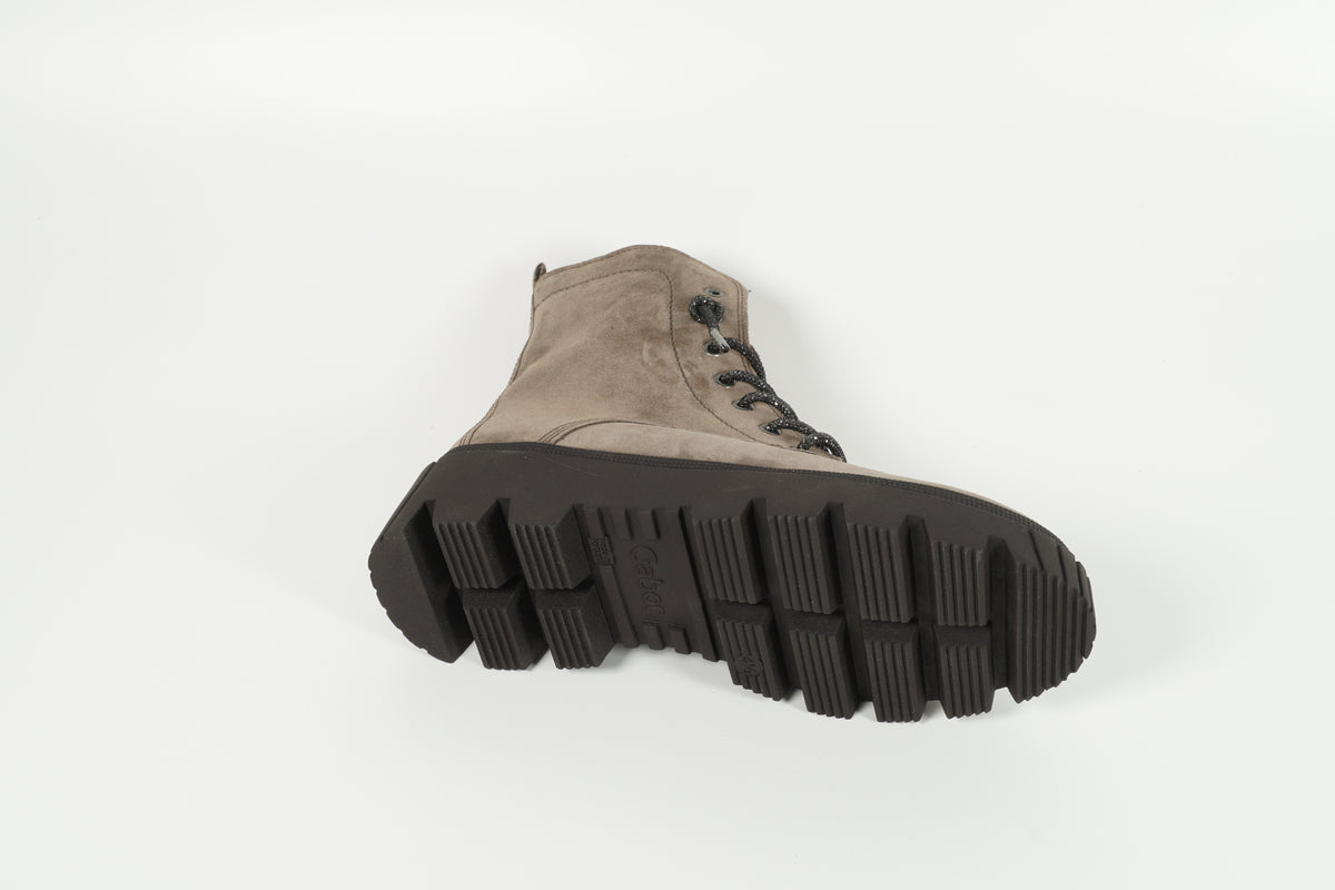 Boot Grau