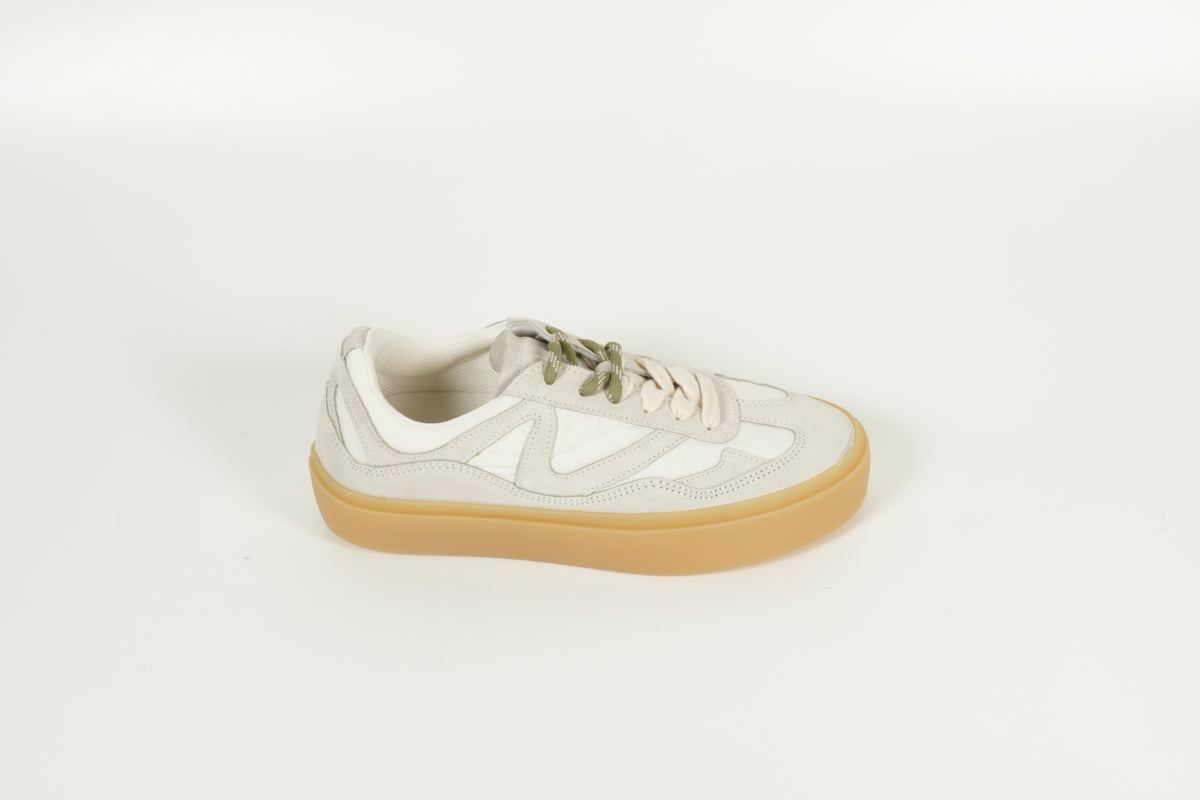 Sneaker White