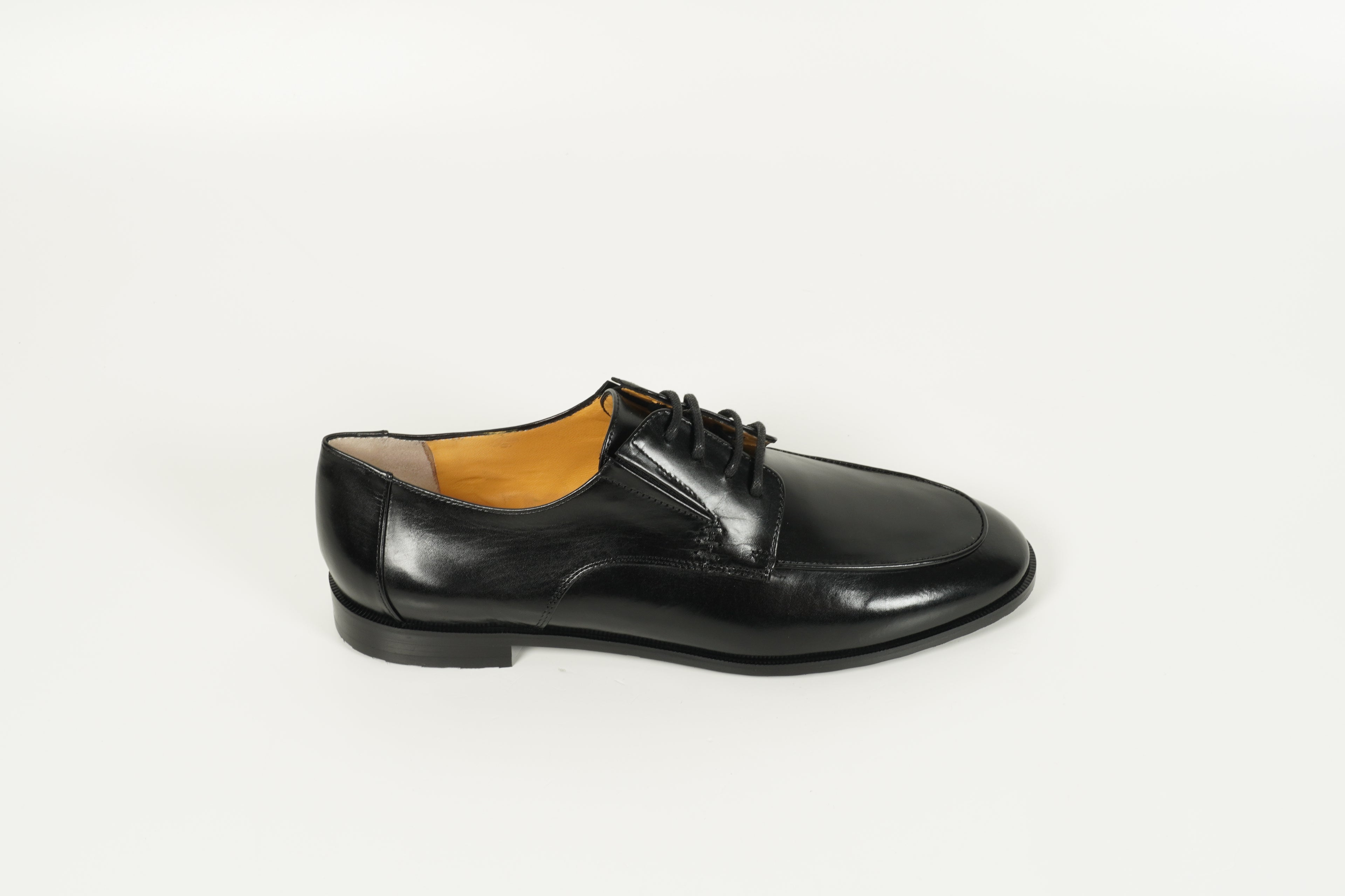 Schnürschuh Schwarz