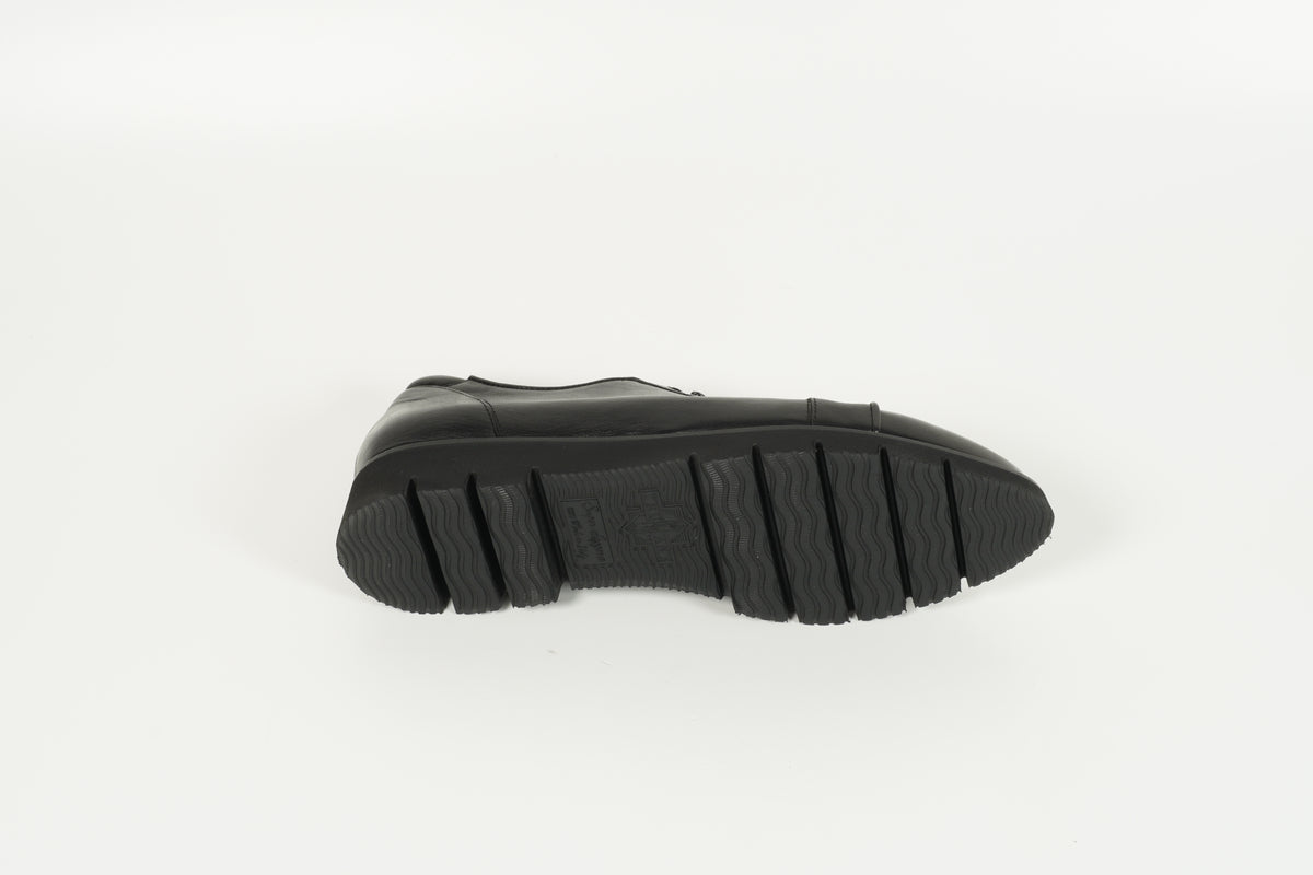 Schnürschuh Schwarz