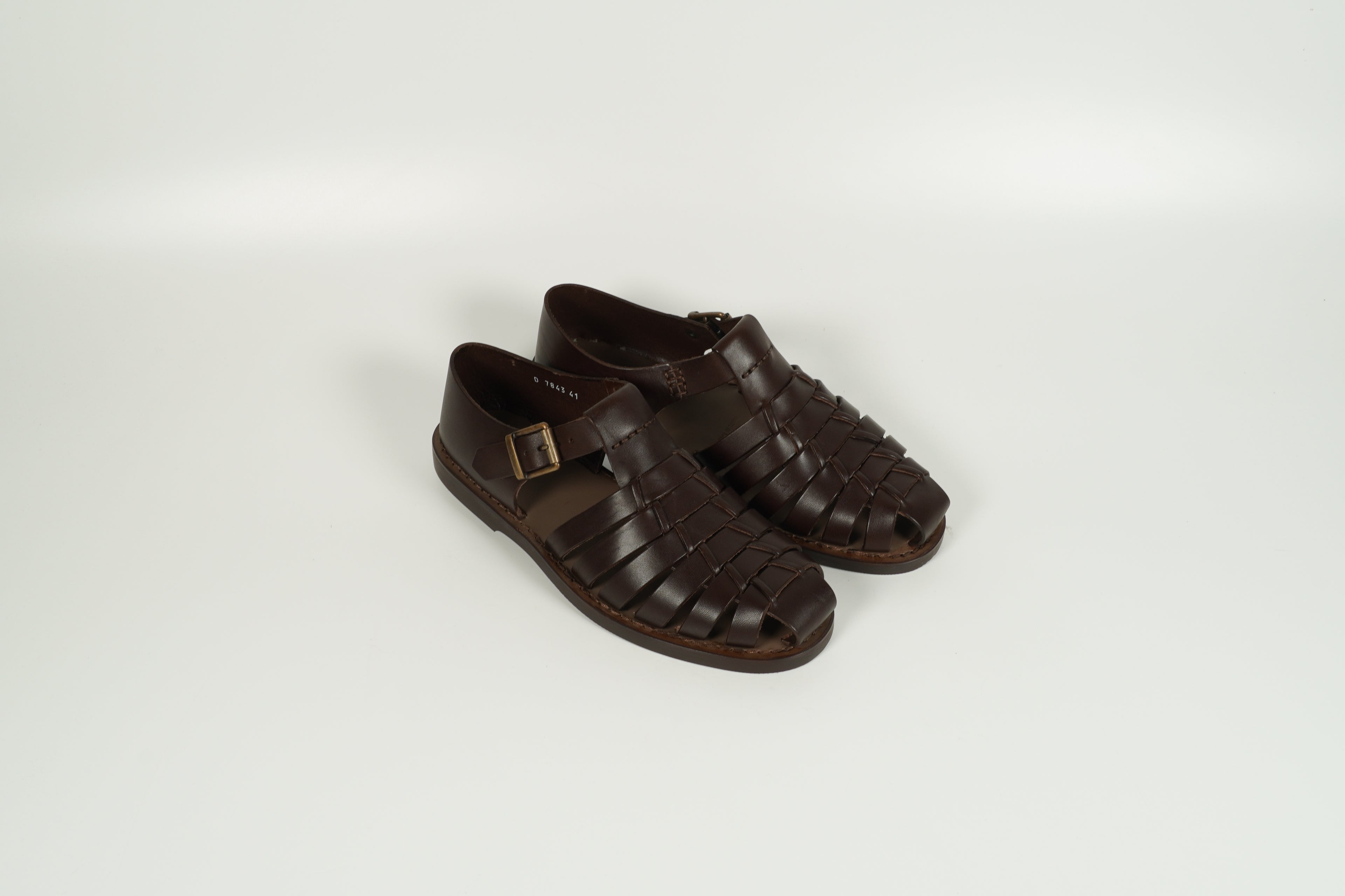 D7843 marron foncé