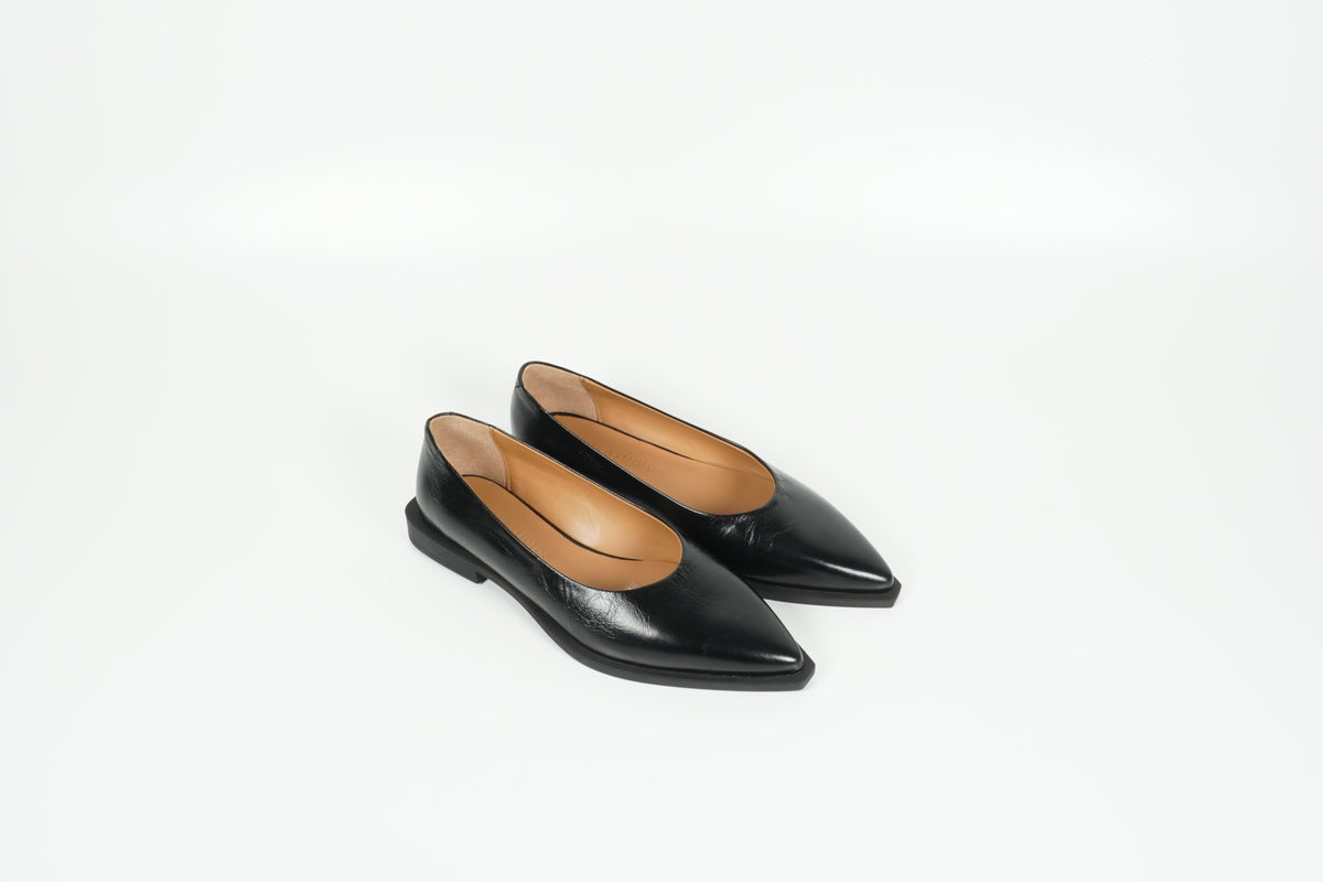 Ballerina Black