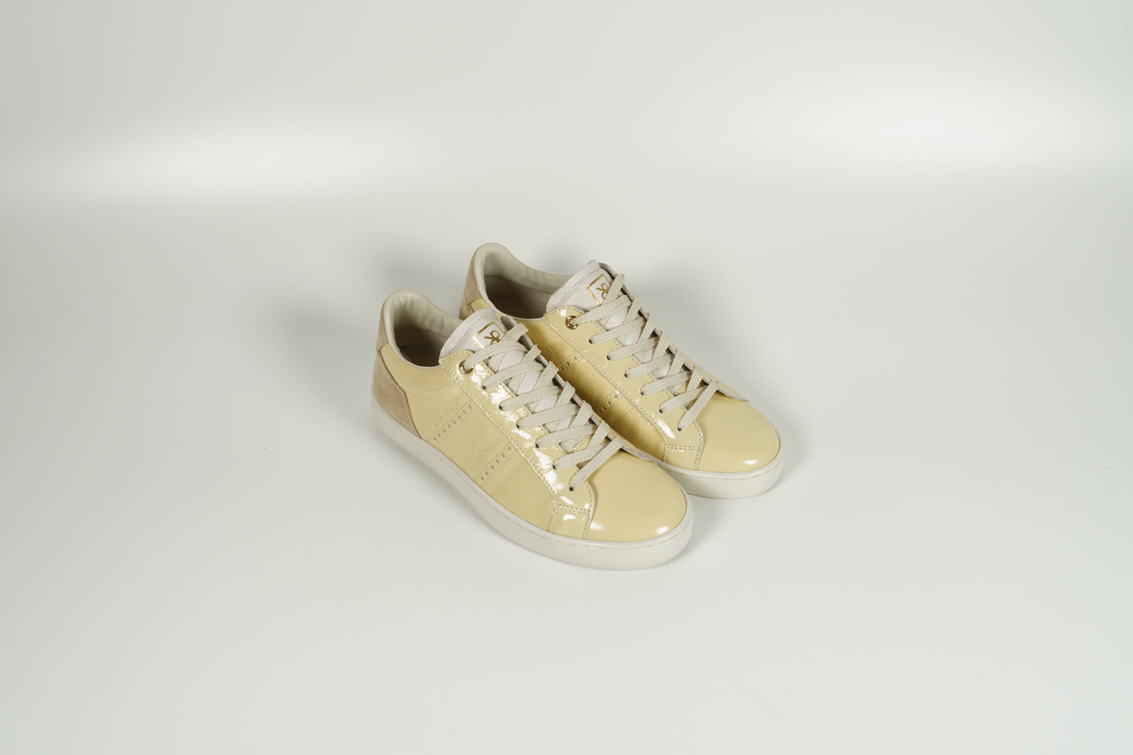 Sneaker Gelb