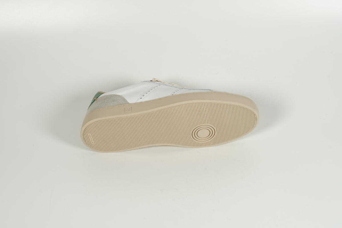 Sneaker White