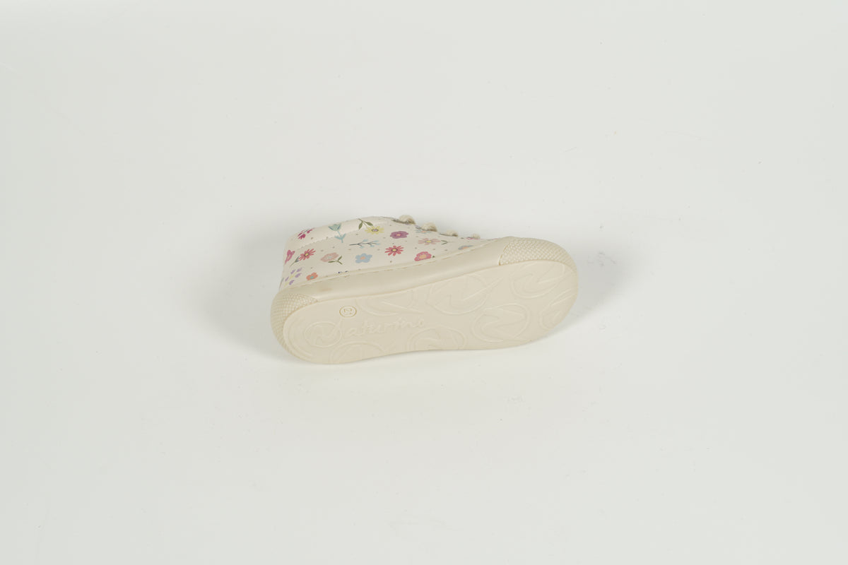 Multi-purpose walking shoes