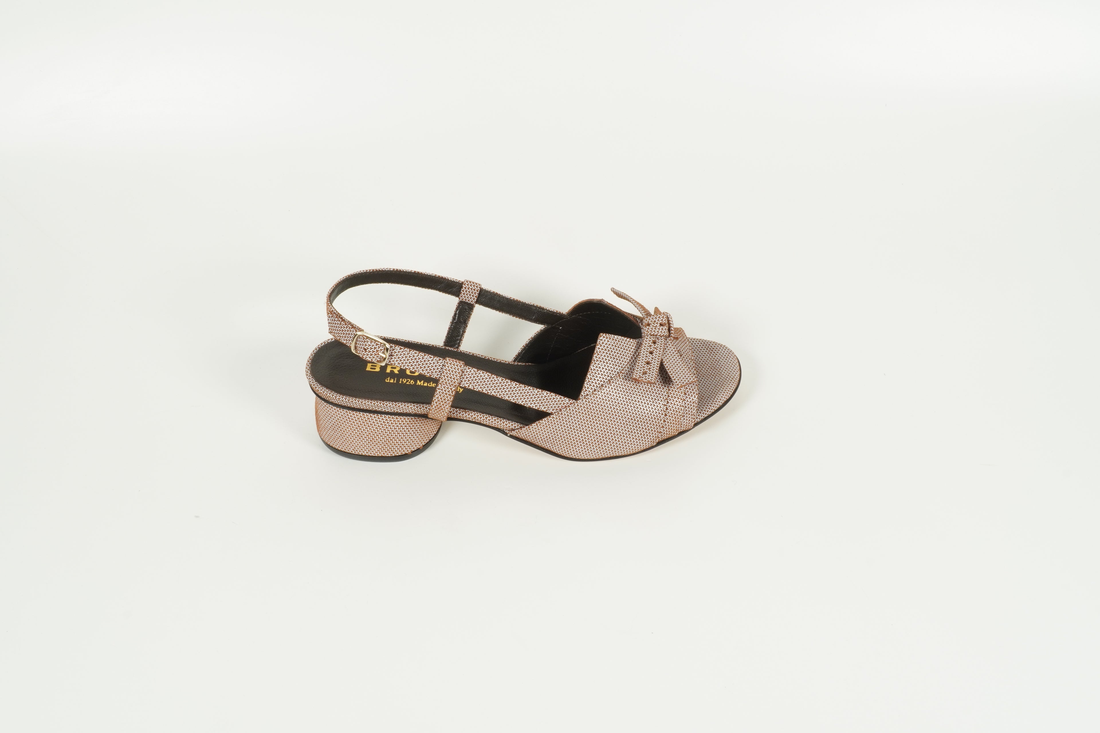 Sandal Brown