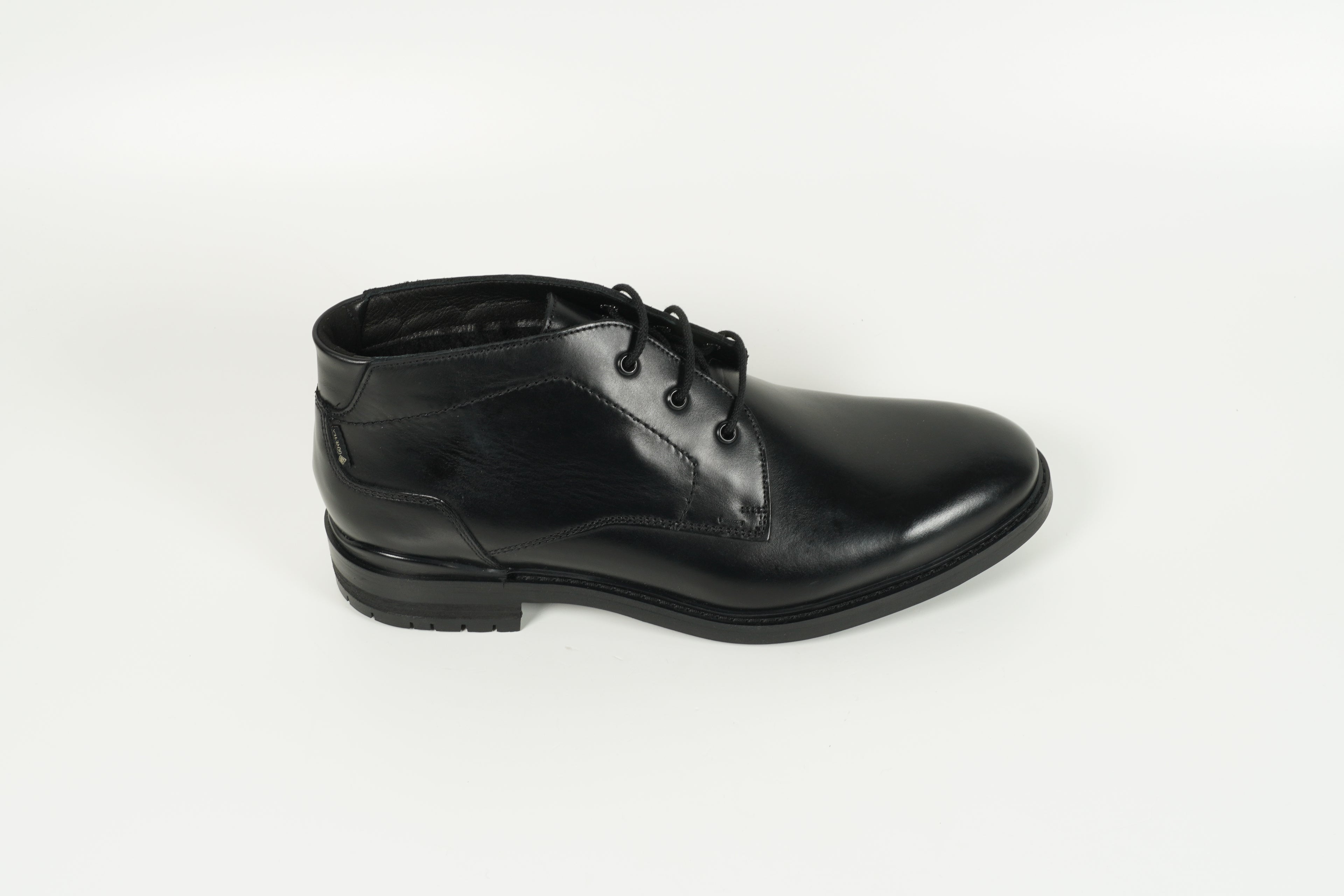 Schnürschuh Schwarz