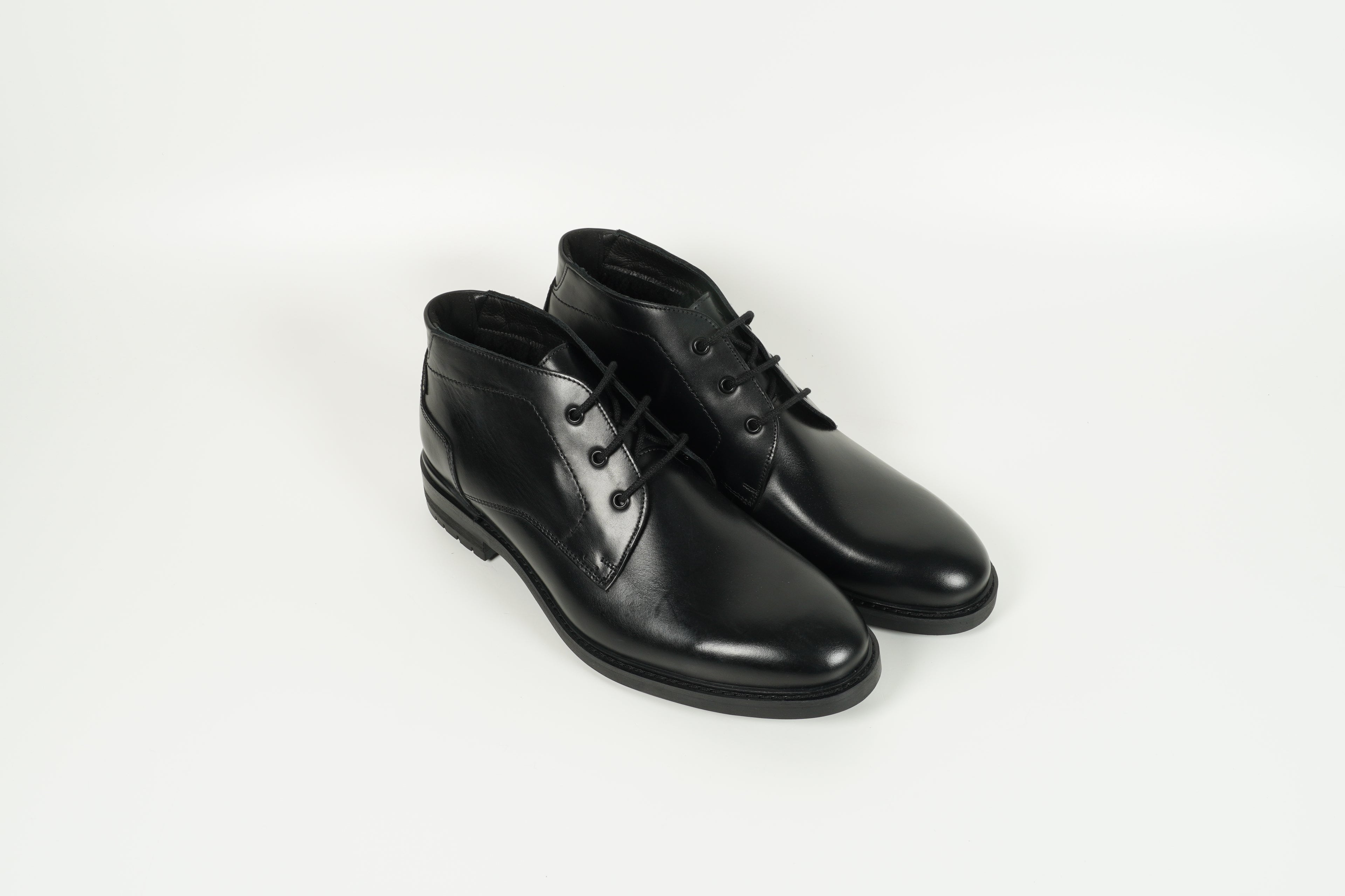 Schnürschuh Schwarz