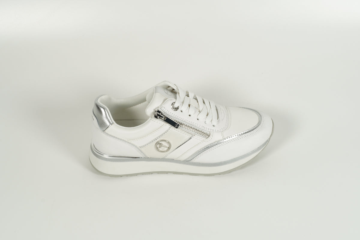 Sneaker White