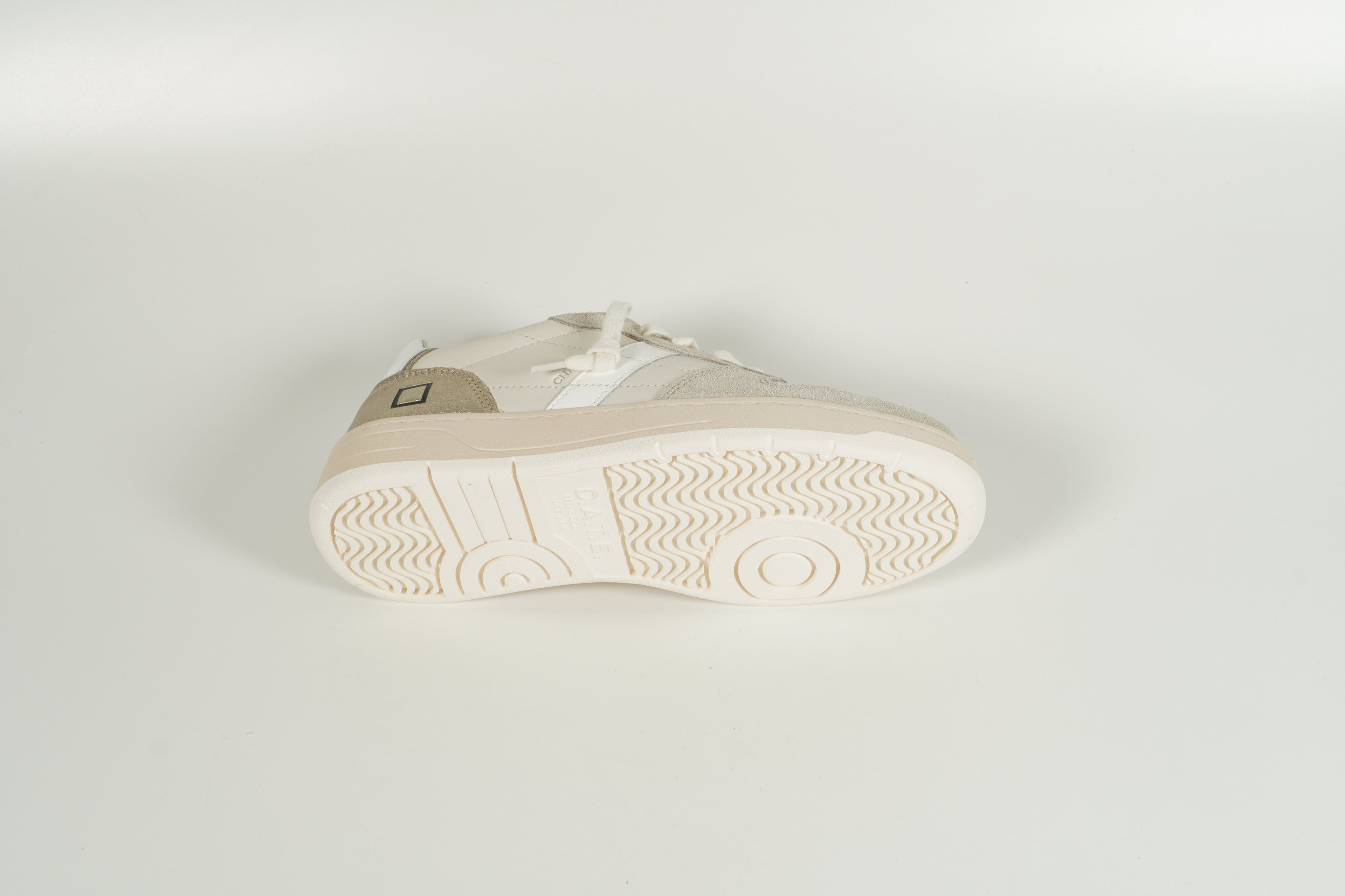 W421-CR-SH-WM white platinum