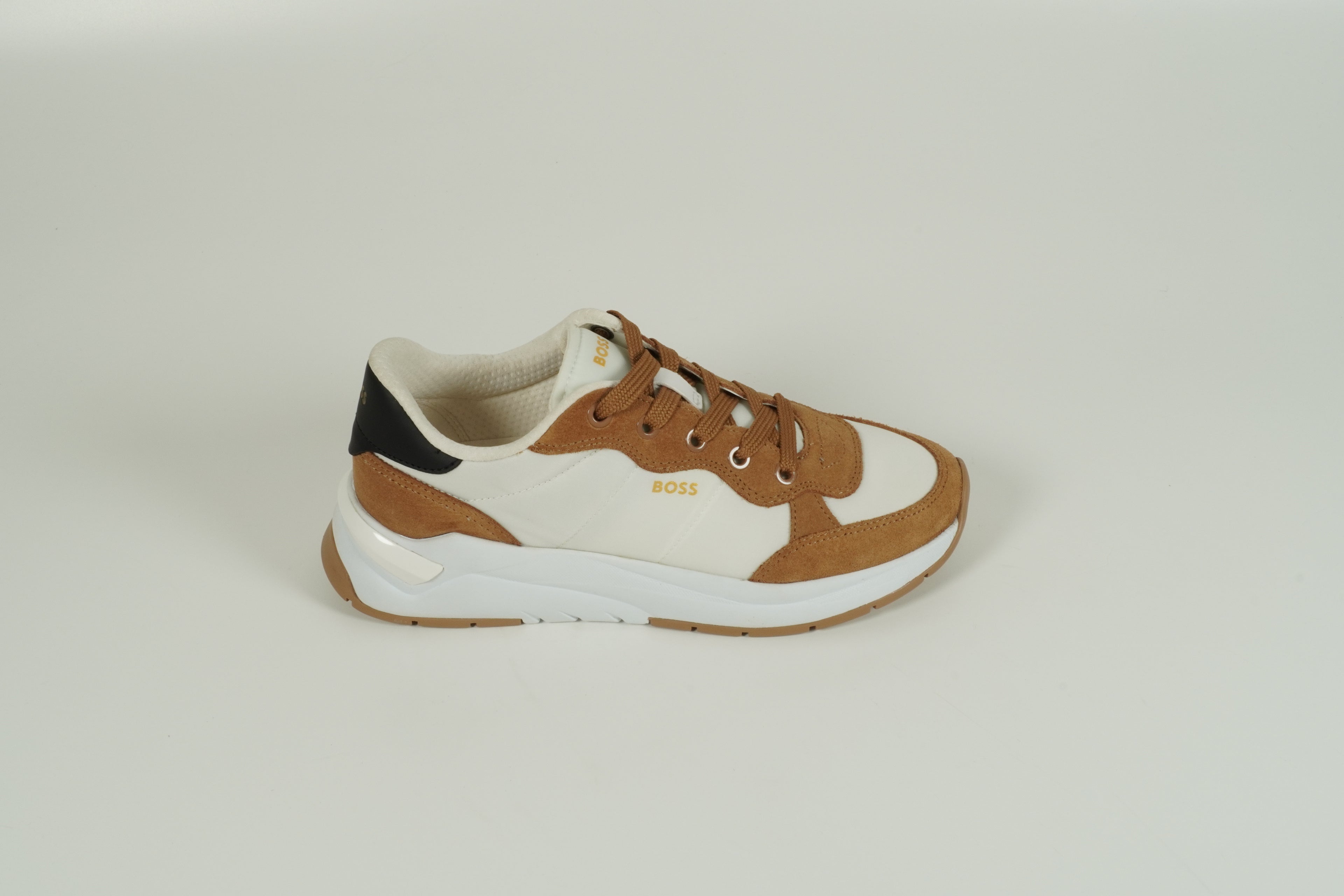Baskets marron