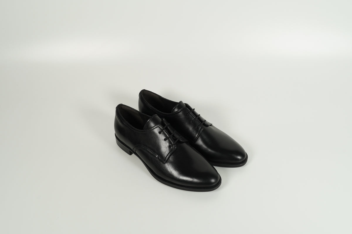 Chaussure à lacets noire