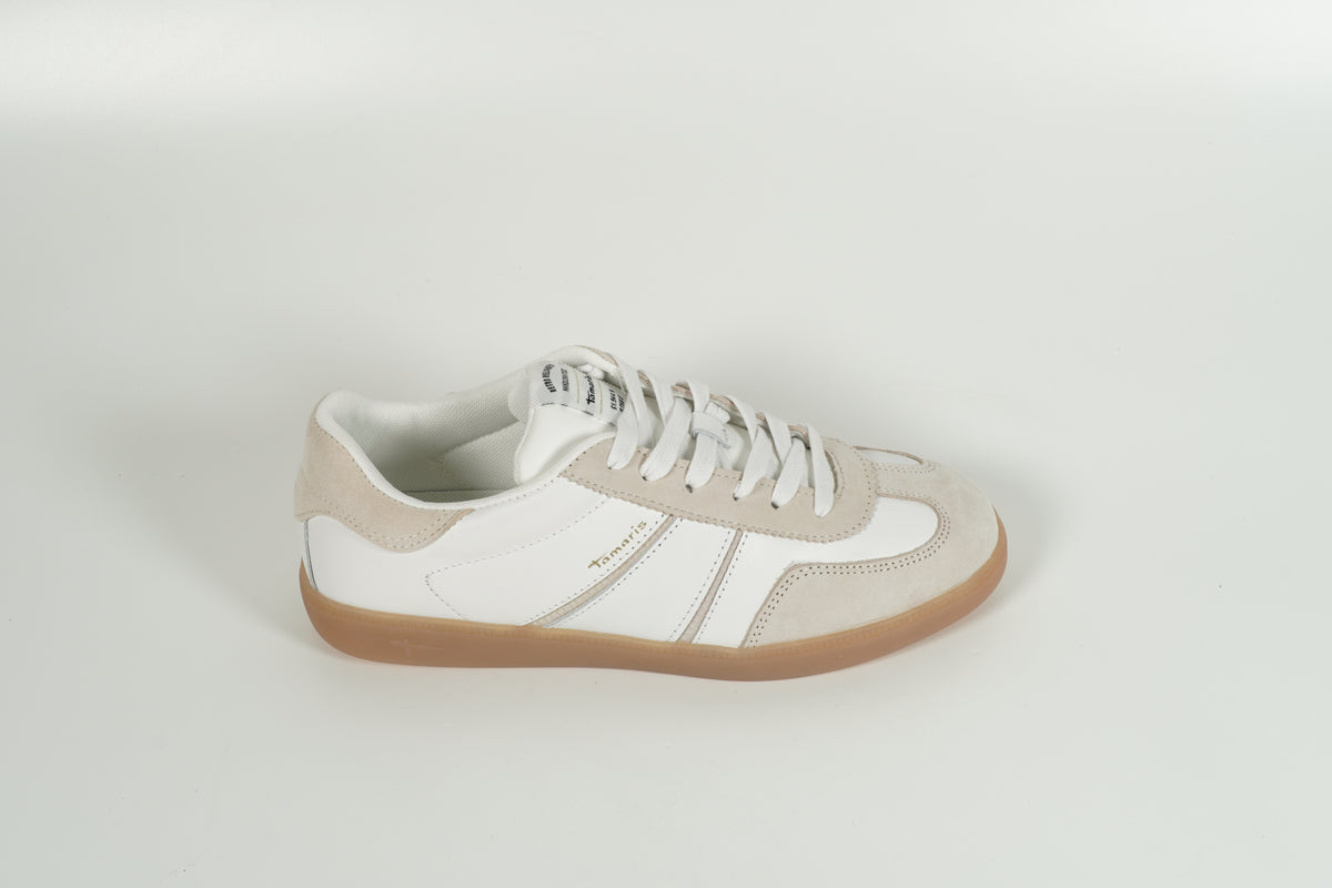 Baskets blanches