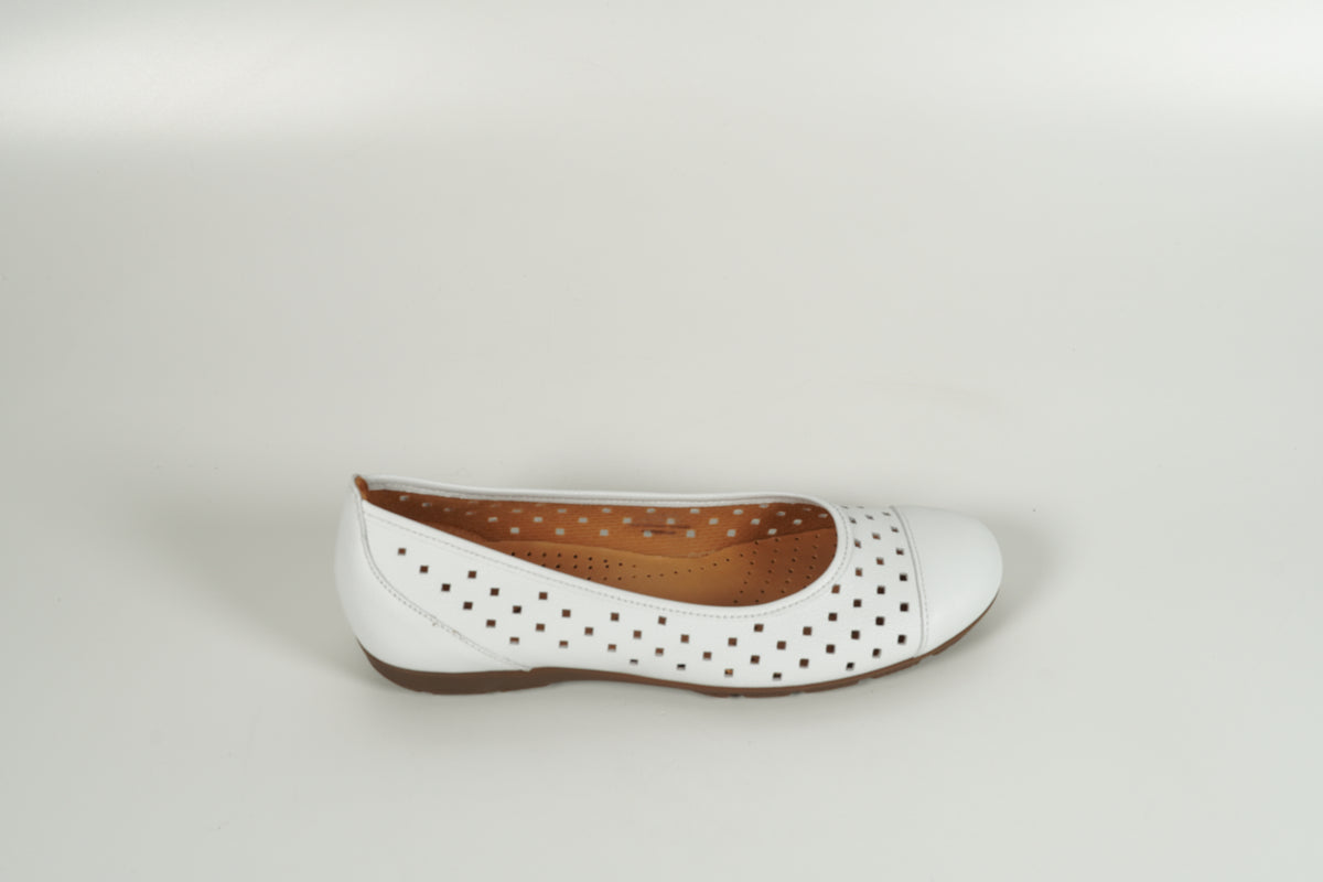 Ballerina White